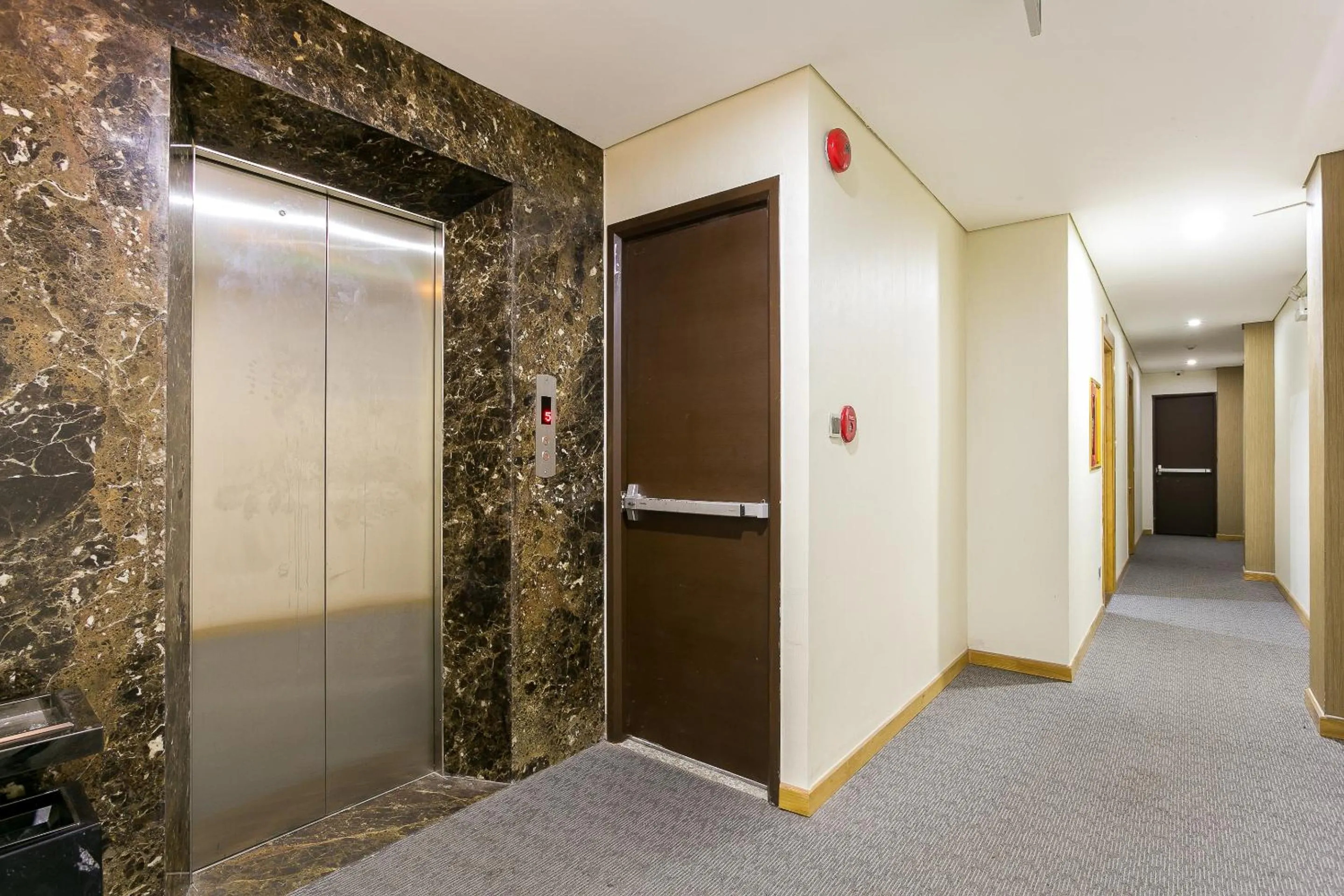 Floor plan in The Blue Airport Hotel