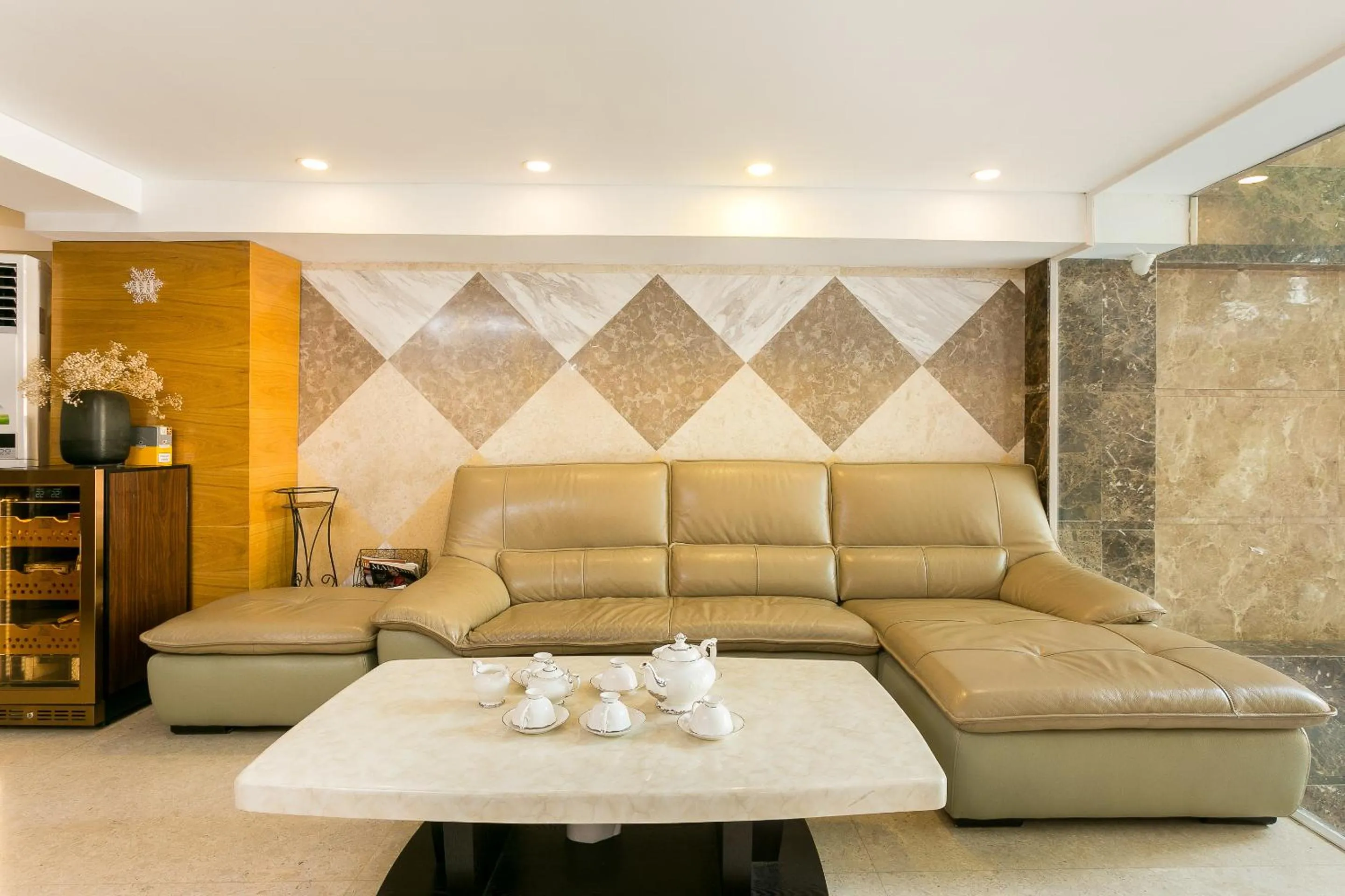 Seating area in The Blue Airport Hotel