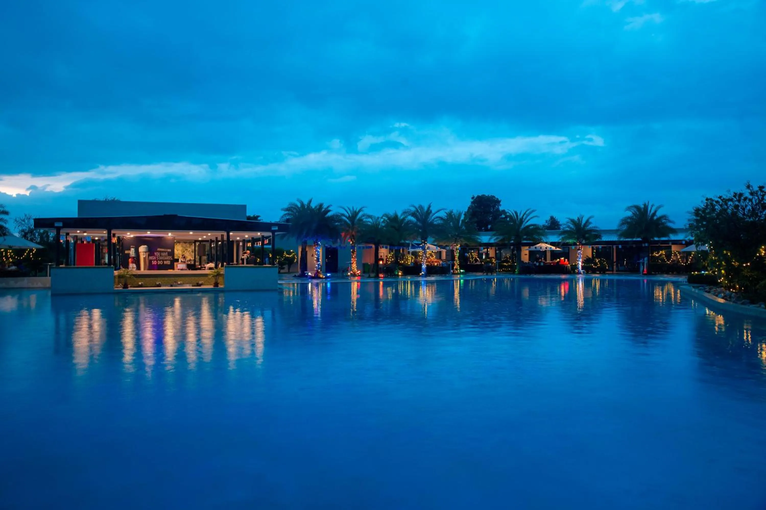 Swimming pool in Tiger Palace By Soaltee