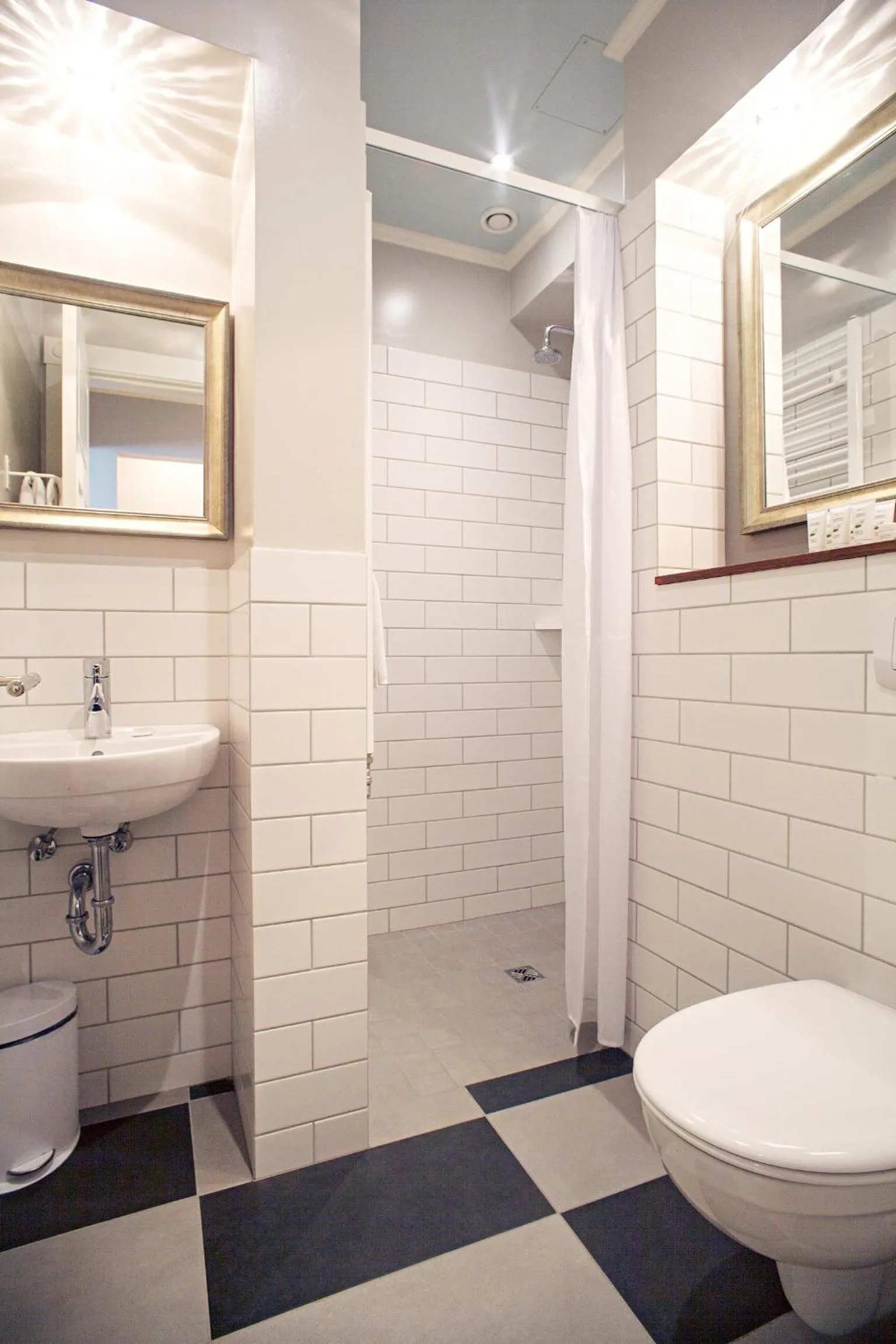 Shower in Reykjavik Residence Apartment Hotel