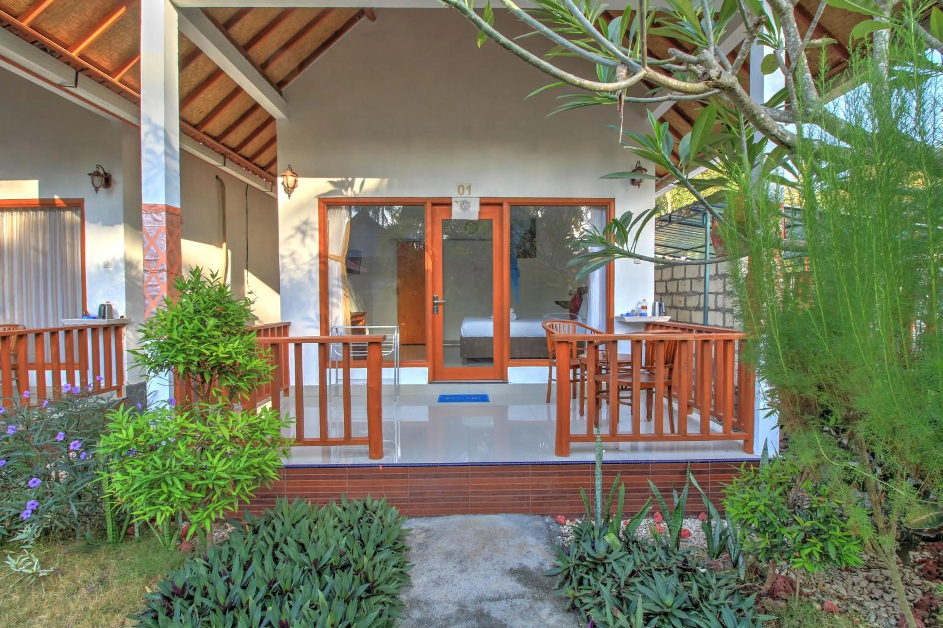 Facade/entrance in Saren Villa