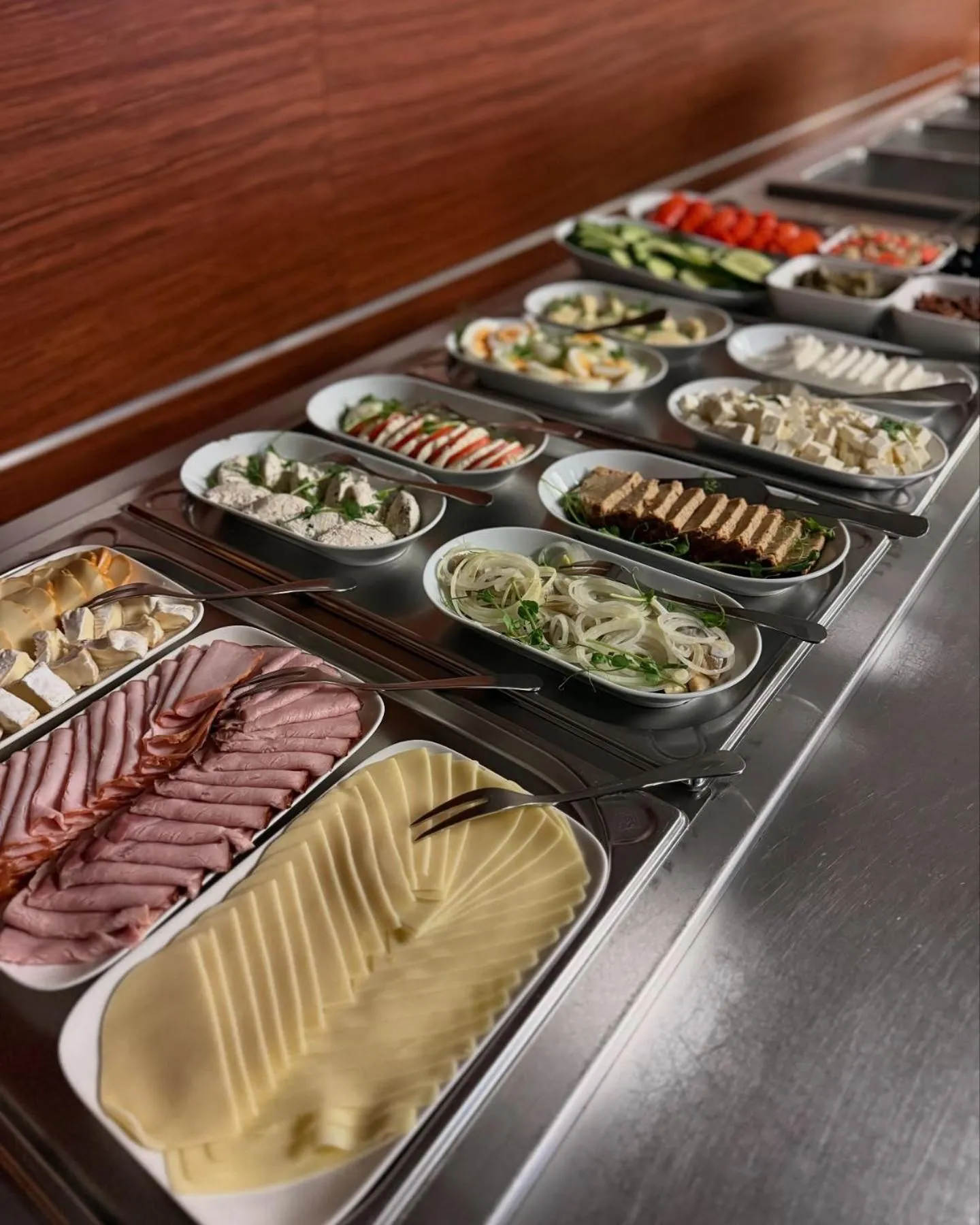 Breakfast in Hotel Kolna - darmowy parking, basen w cenie