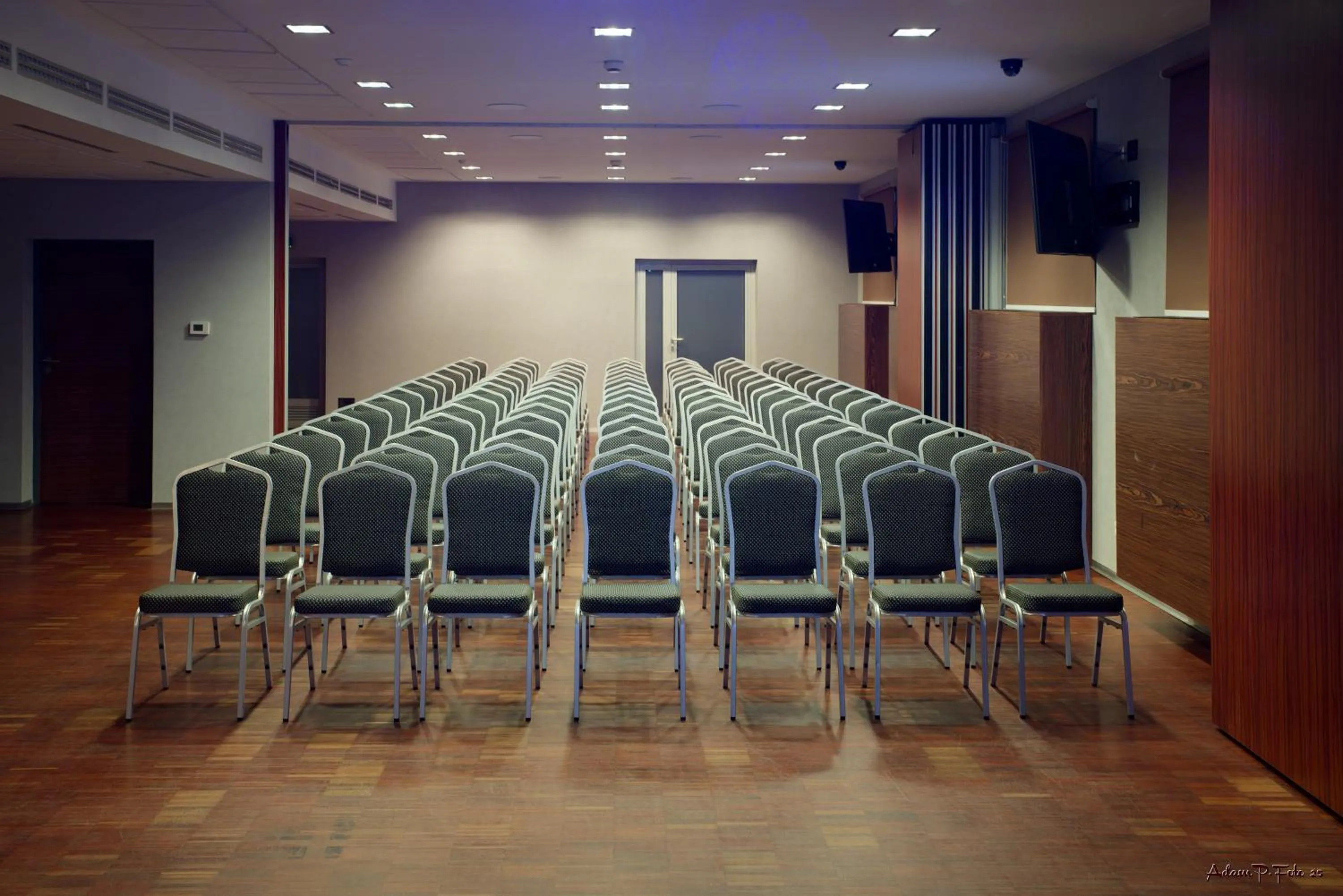 Meeting/conference room in Hotel Kolna - darmowy parking, basen w cenie