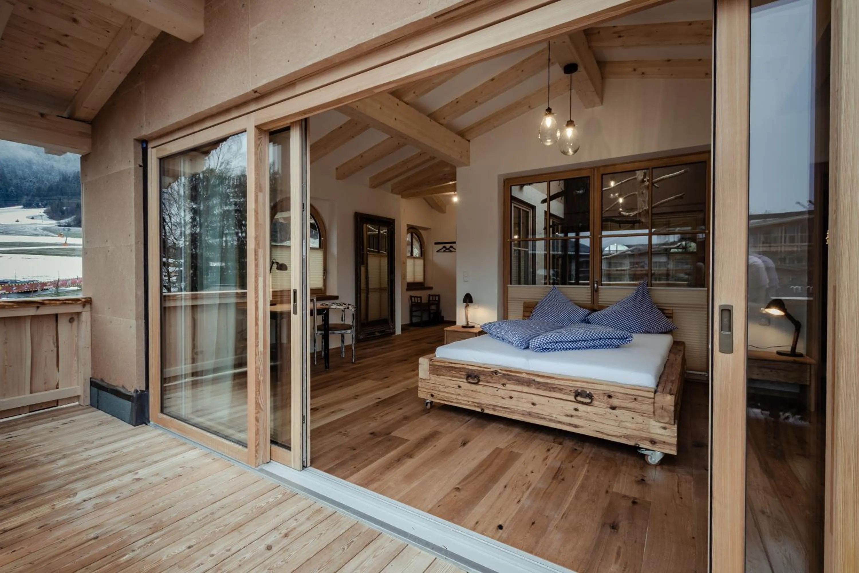 Photo of the whole room, Bed in Flora - Das kleine Gartenhotel