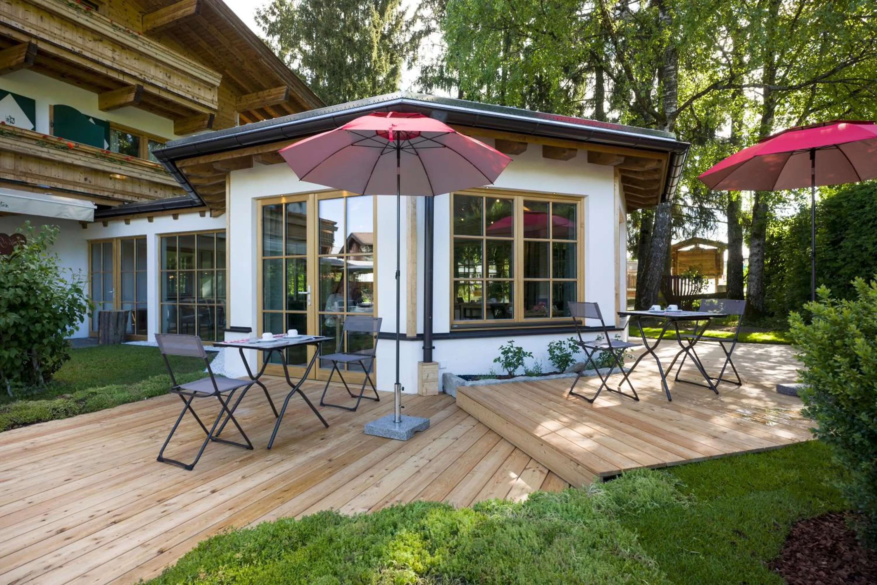 Balcony/Terrace in Flora - Das kleine Gartenhotel