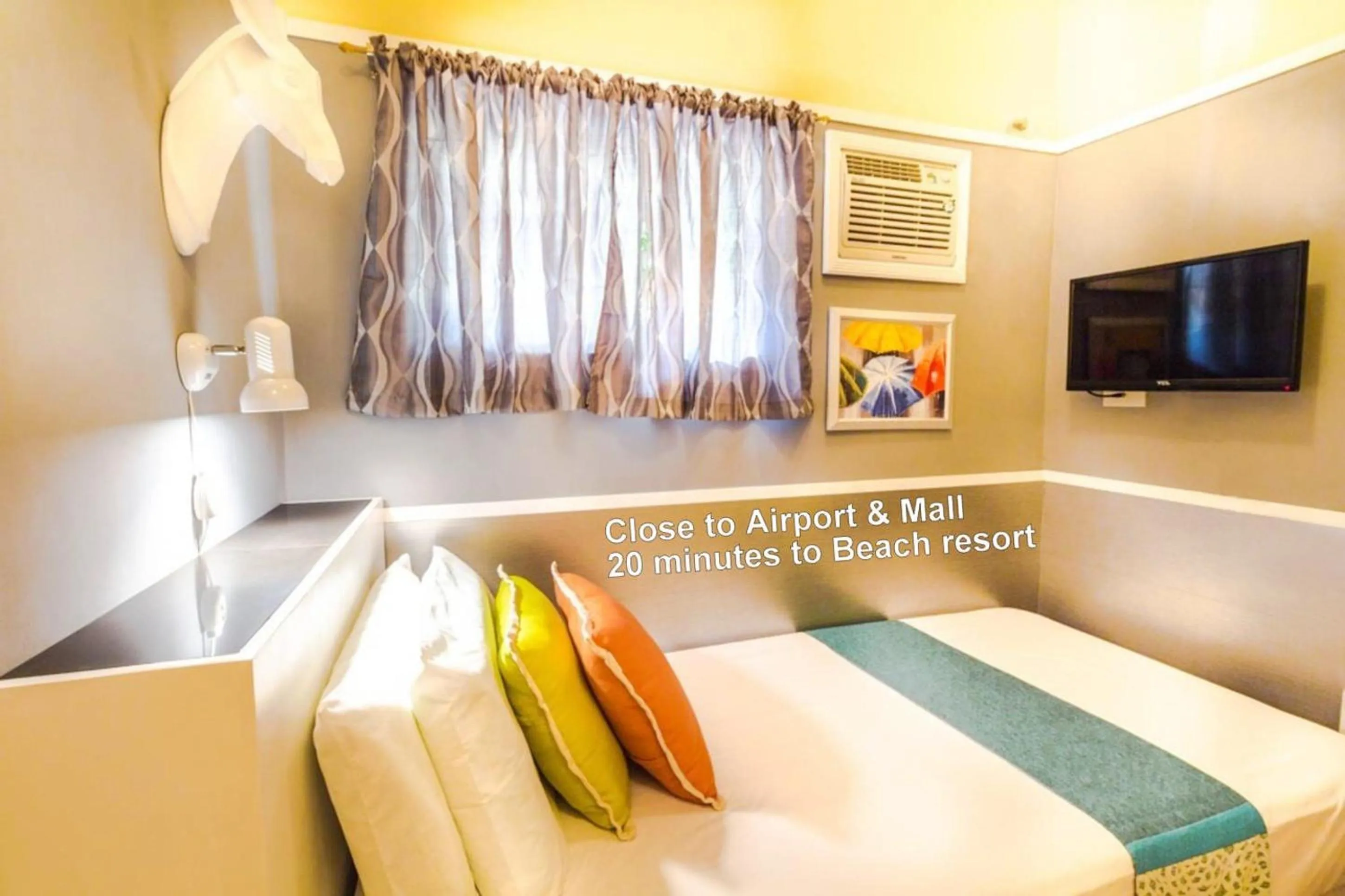 Bed in Little Norway Guesthouse - Mactan Cebu International Airport
