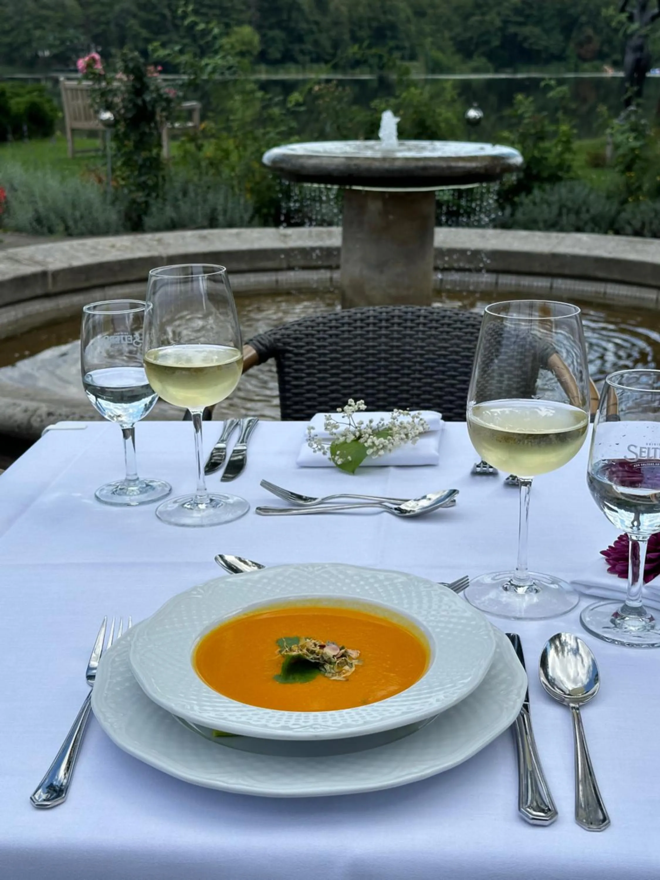 Food and drinks in Hotel Waldhaus Prieros