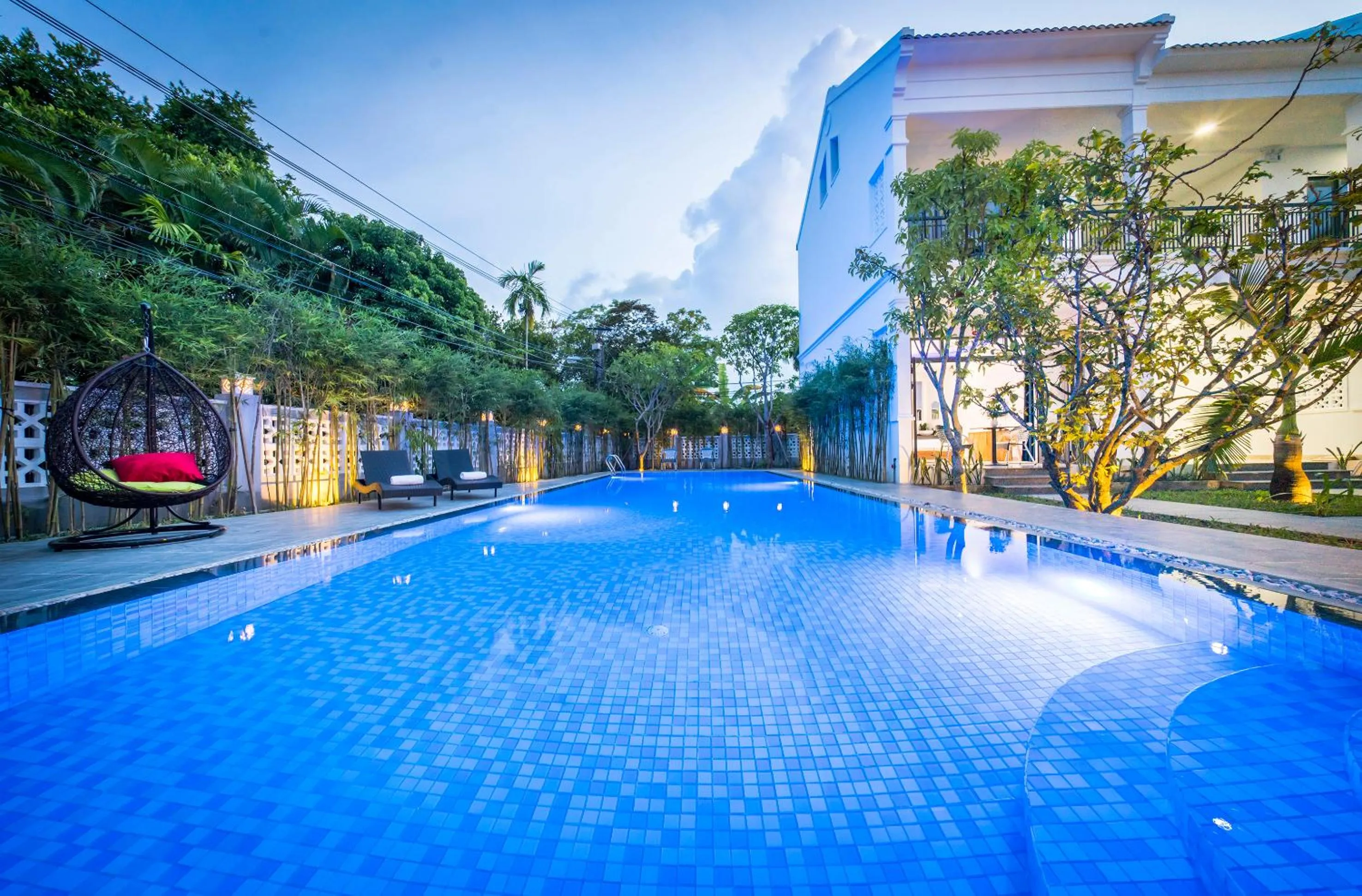 Swimming pool in Tran Family Villas Boutique Hotel