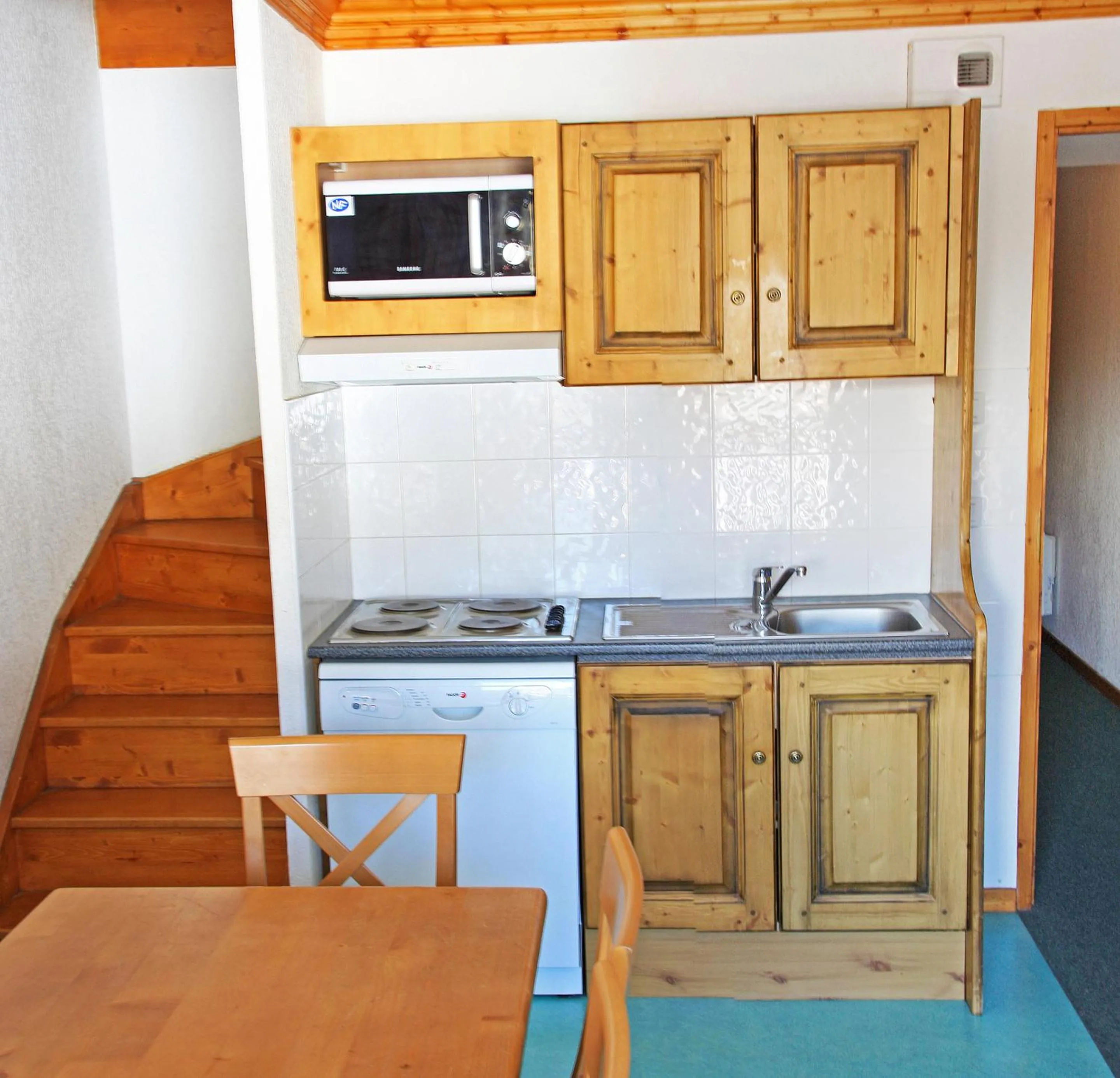 Dining area in Lagrange Vacances Les Valmonts de Val Cenis