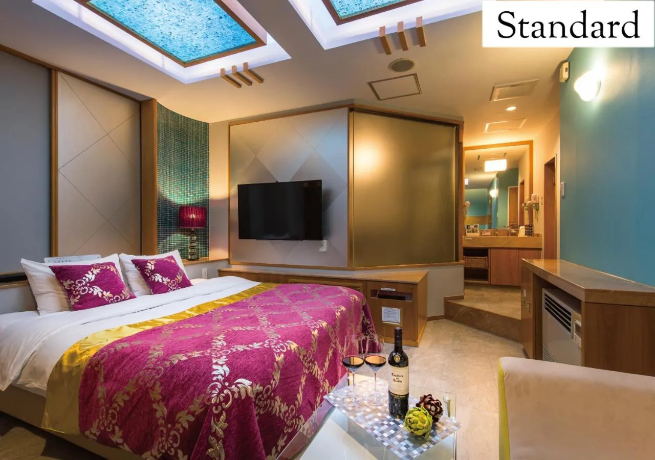 Bed in Hotel New York (Adult Only)