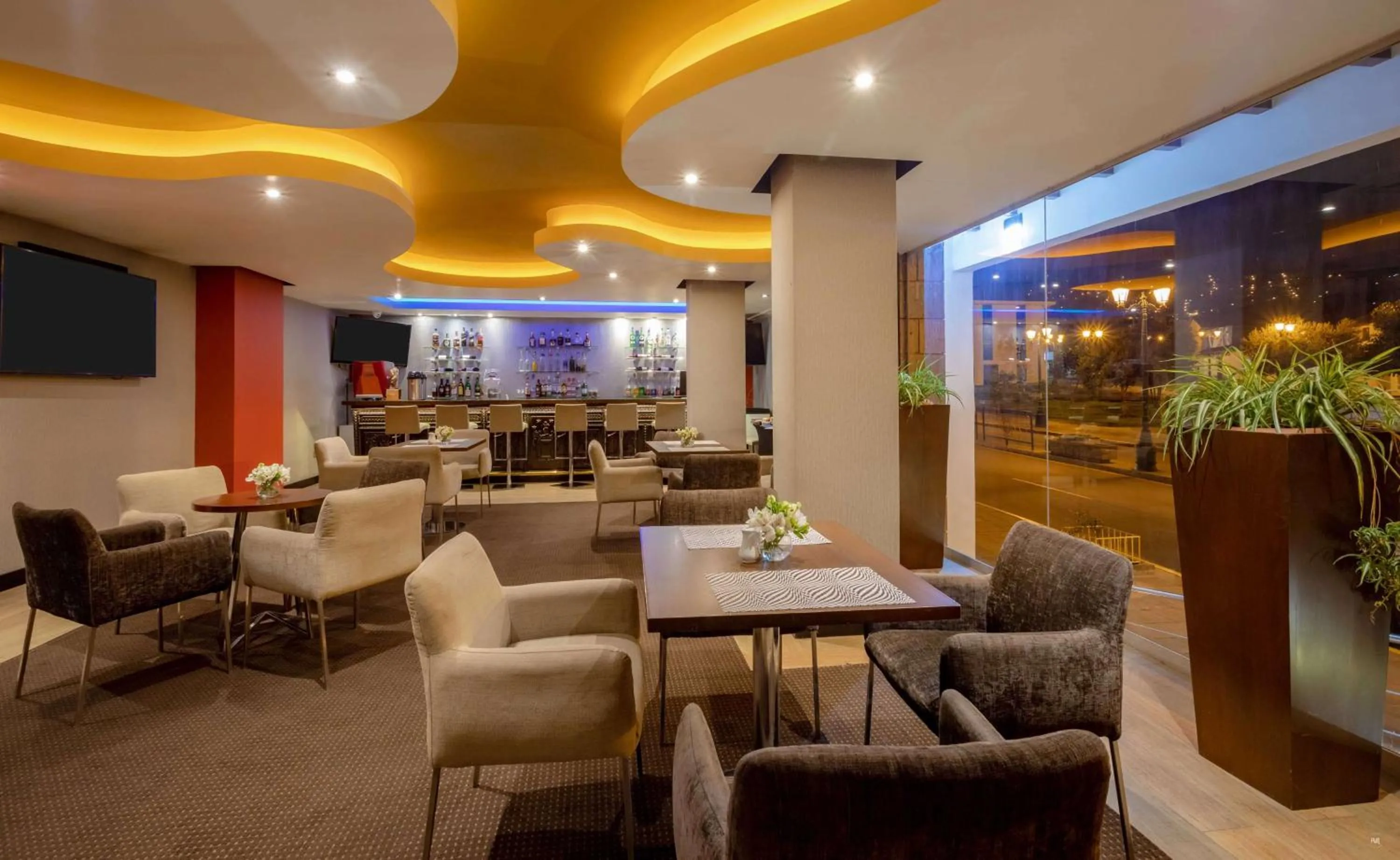 Lounge or bar in Sonesta Hotel Cusco