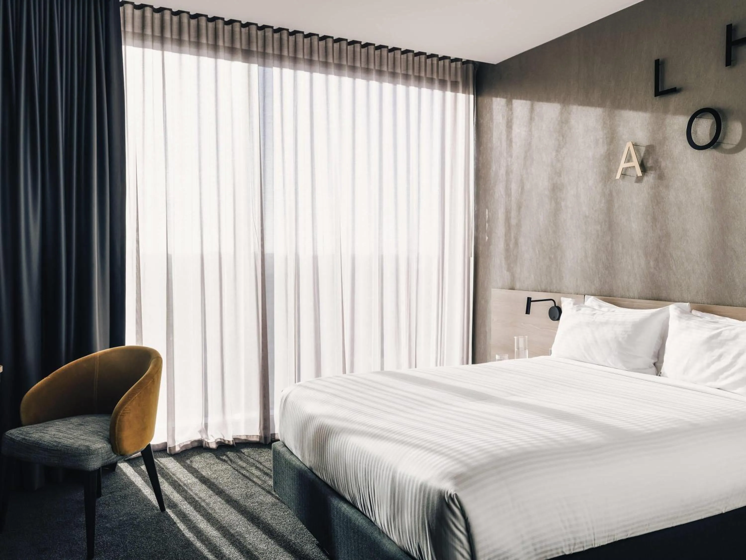 Bedroom, Bed in Novotel Melbourne South Wharf