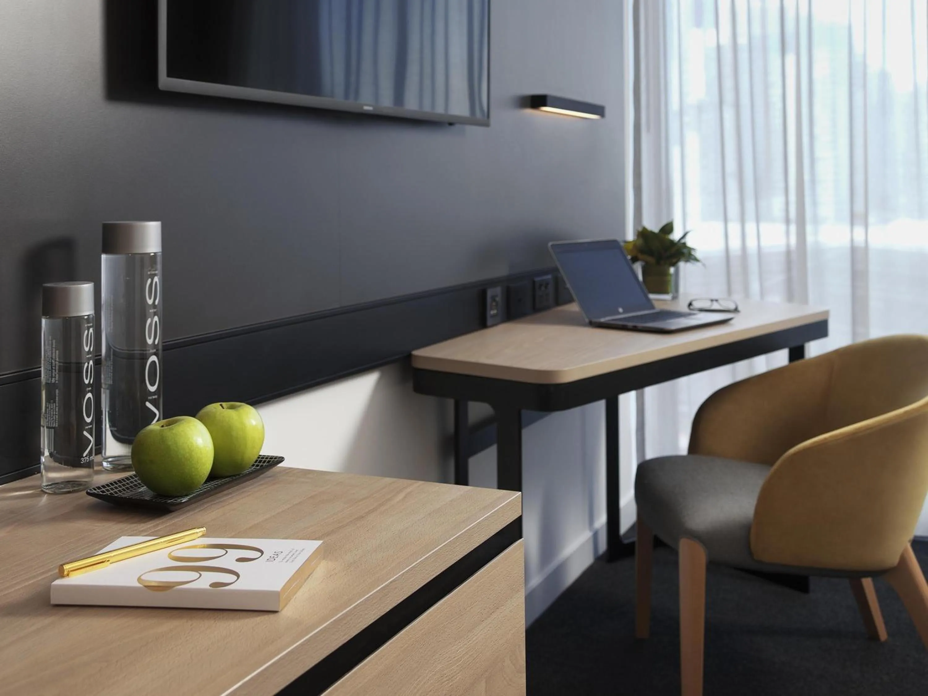 Bedroom in Novotel Melbourne South Wharf