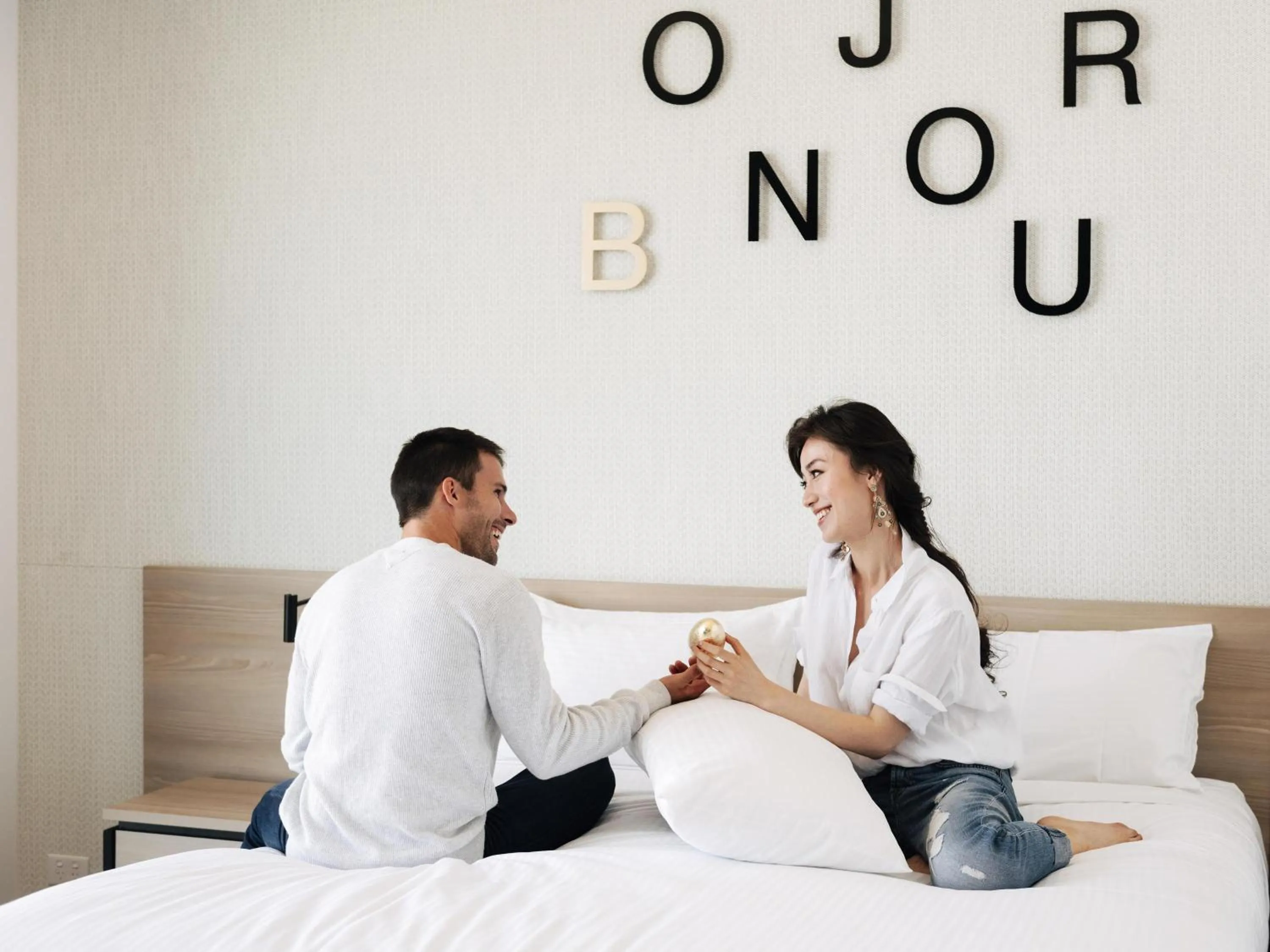 Bedroom, Bed in Novotel Melbourne South Wharf