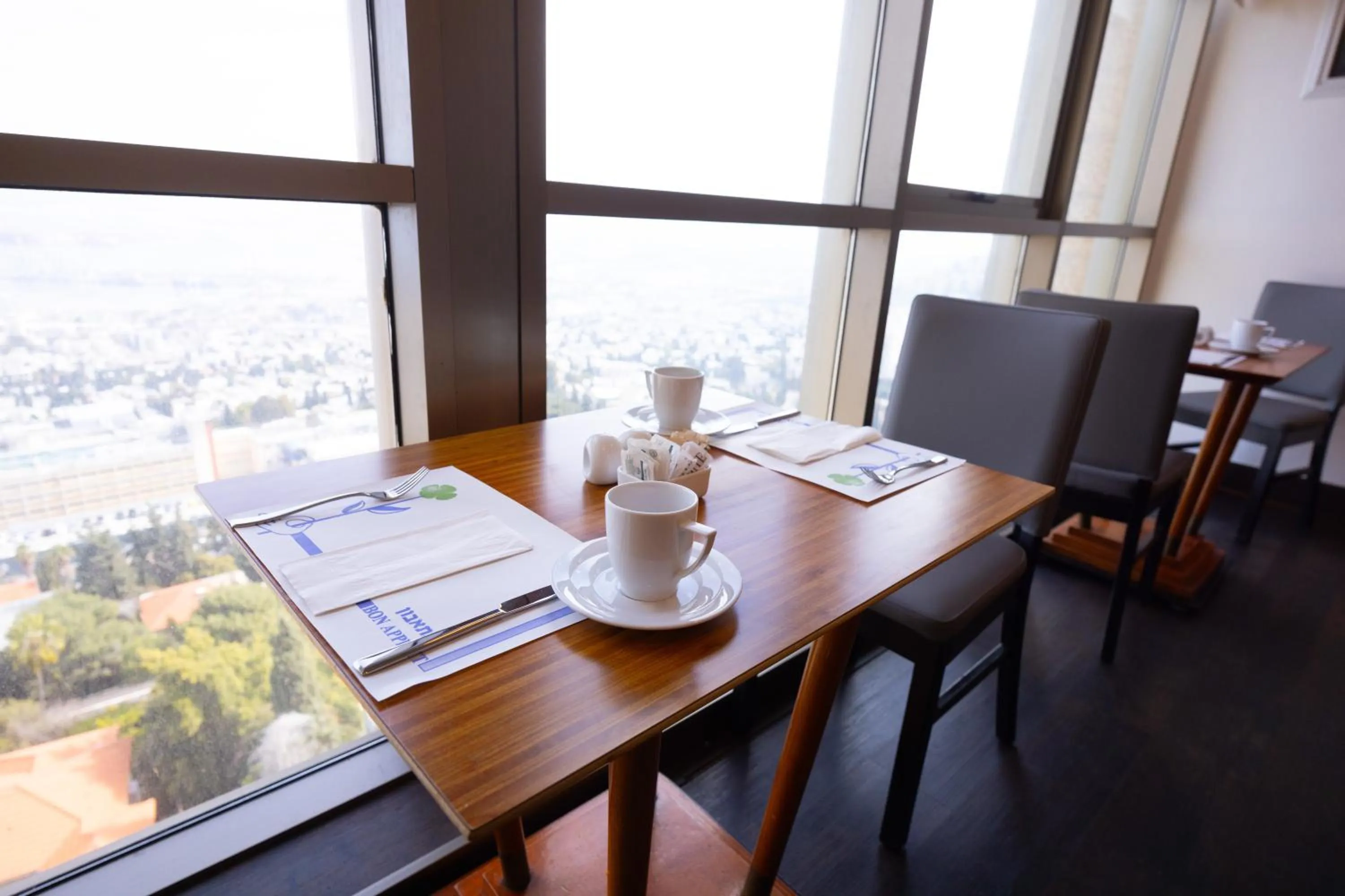 Restaurant/places to eat in Crowne Plaza Haifa by IHG