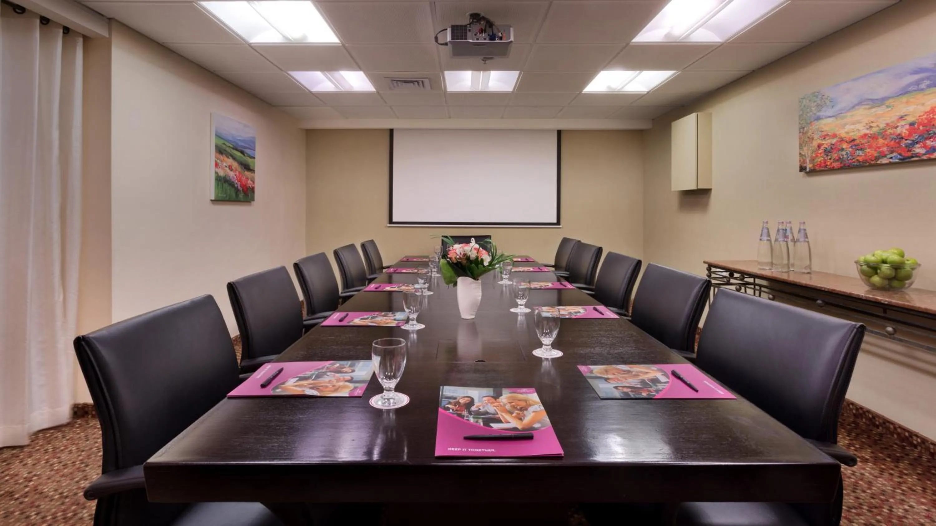 Meeting/conference room in Crowne Plaza Haifa by IHG