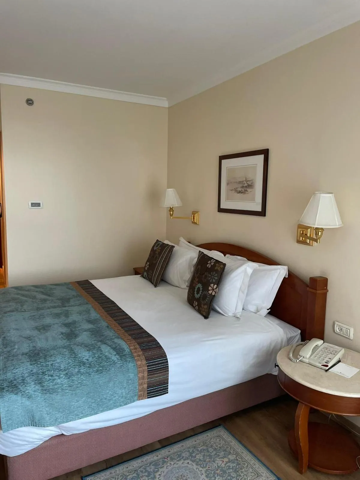 Bed in Crowne Plaza Haifa by IHG