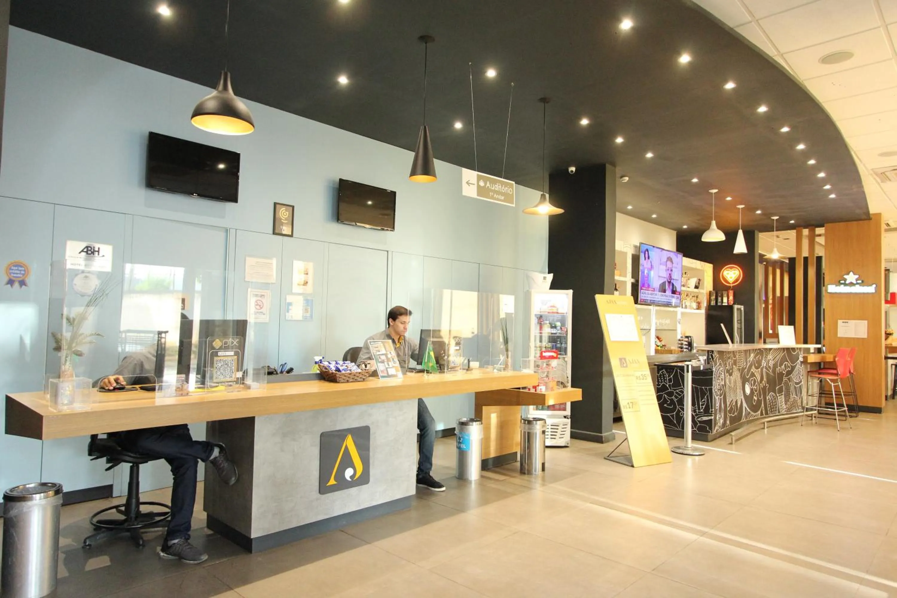 Lobby or reception in Ajax Hoteis