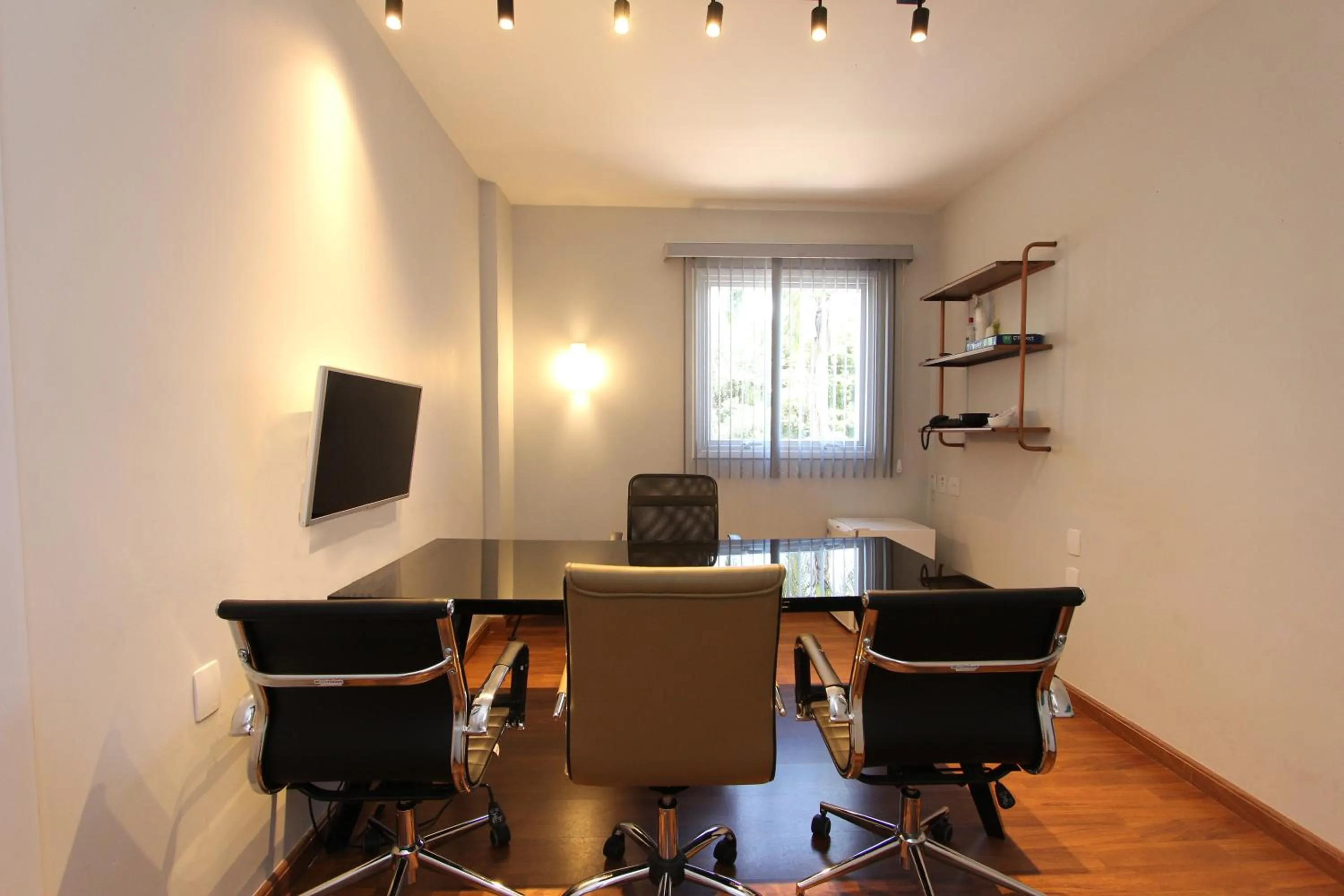 Meeting/conference room in Ajax Hoteis