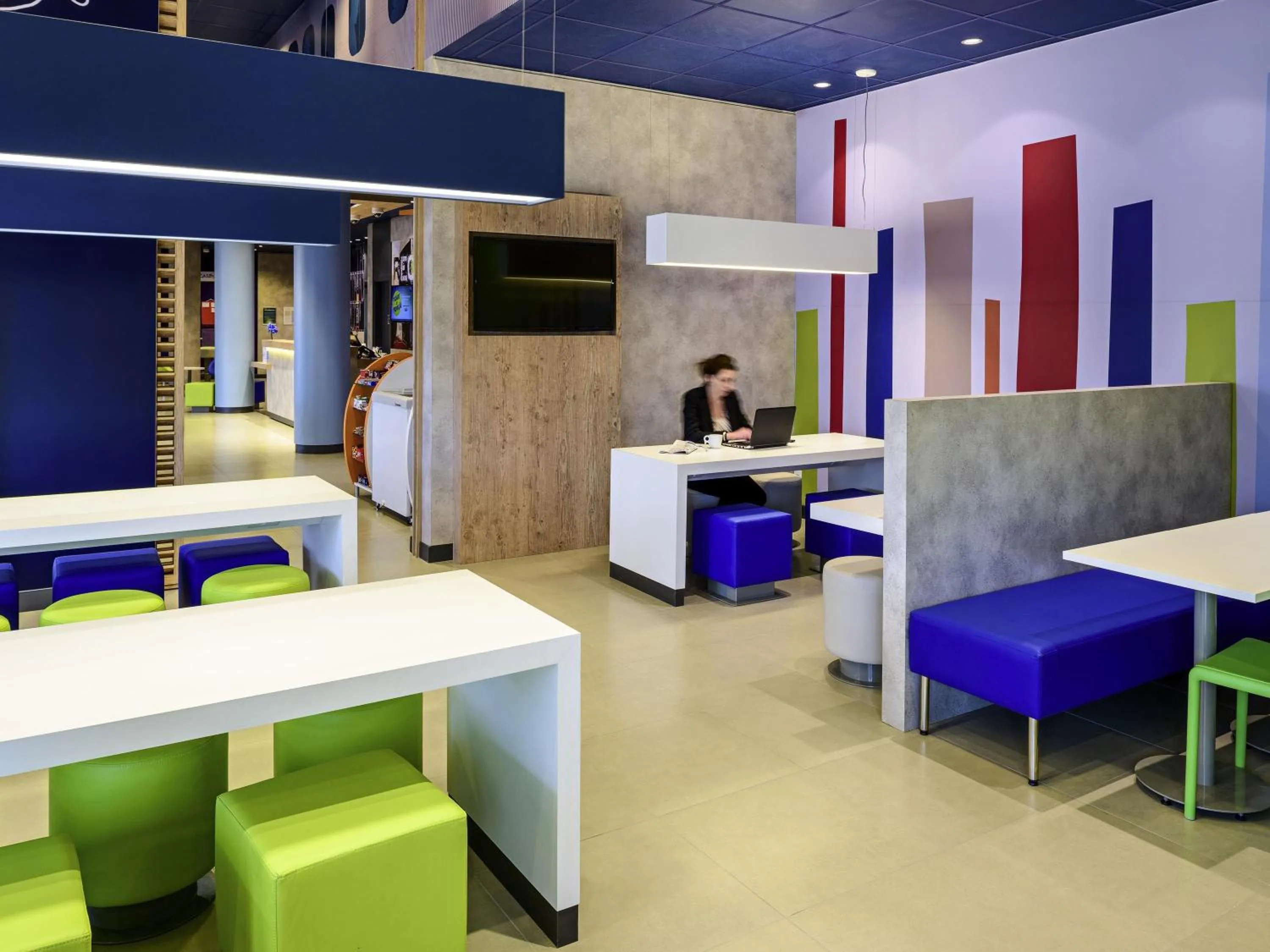 Lounge or bar in ibis budget Sorocaba