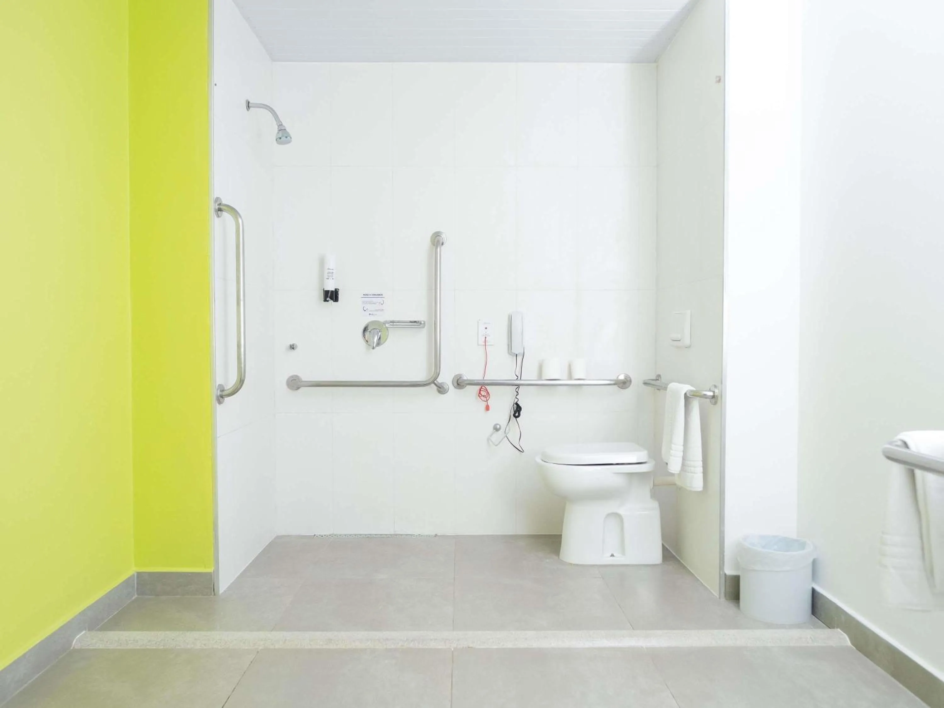 Bedroom in ibis budget Sorocaba