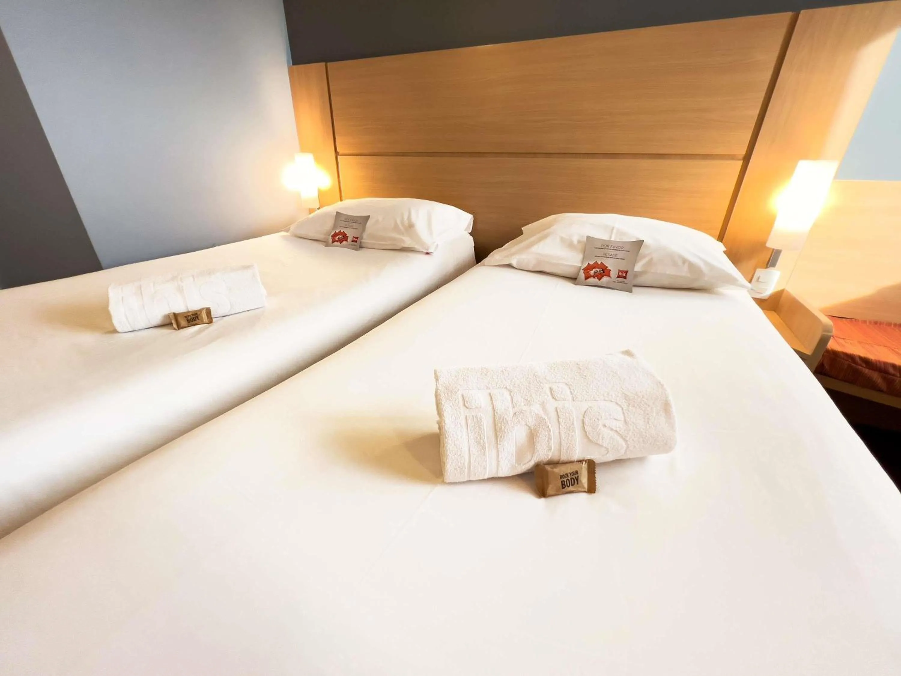 Bedroom, Bed in ibis Passo Fundo Centro