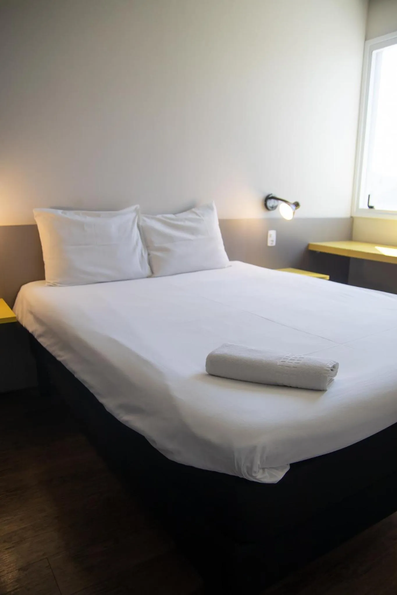 Bed in ibis Styles Três Rios