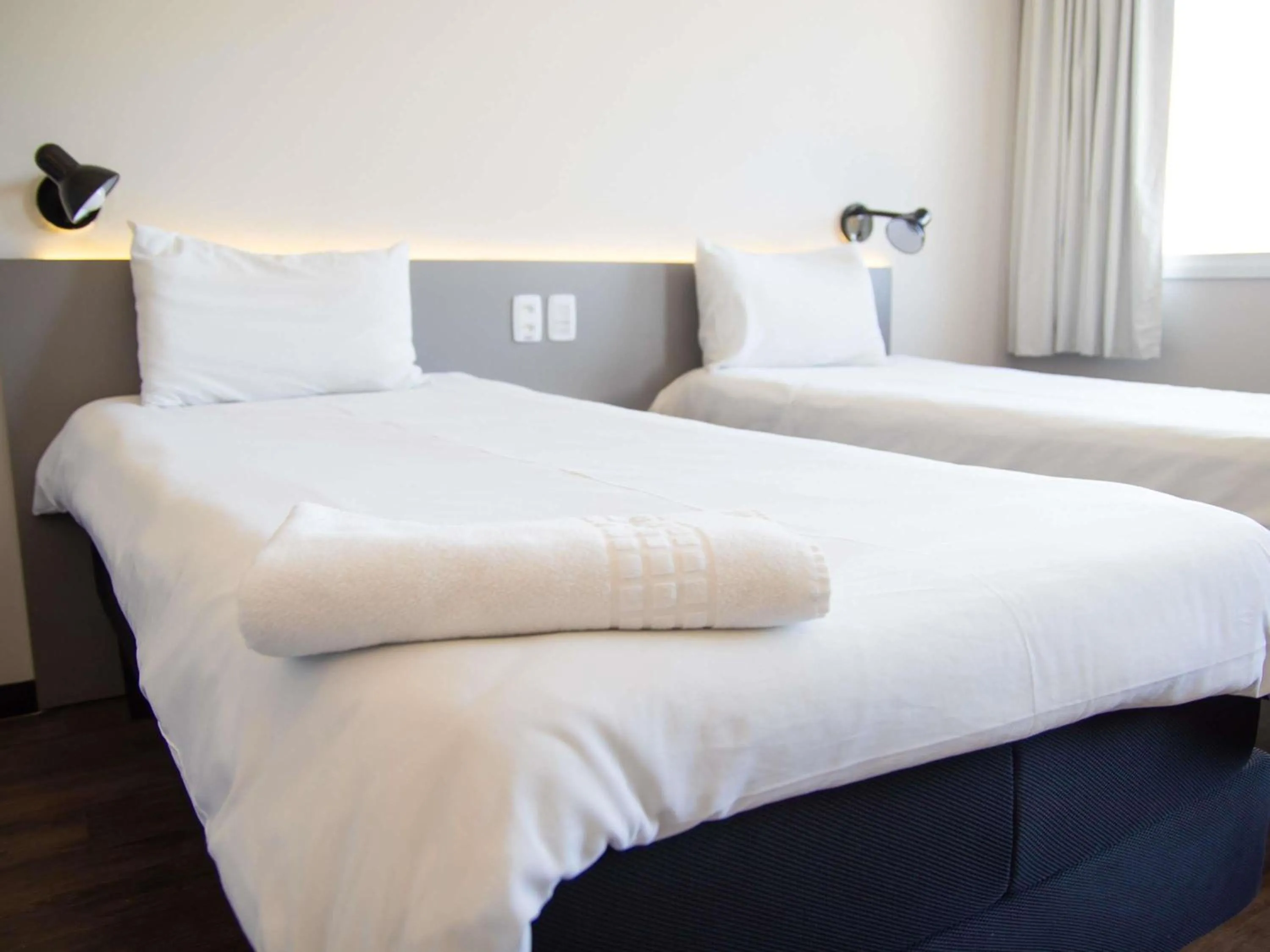 Bedroom, Bed in ibis Styles Três Rios