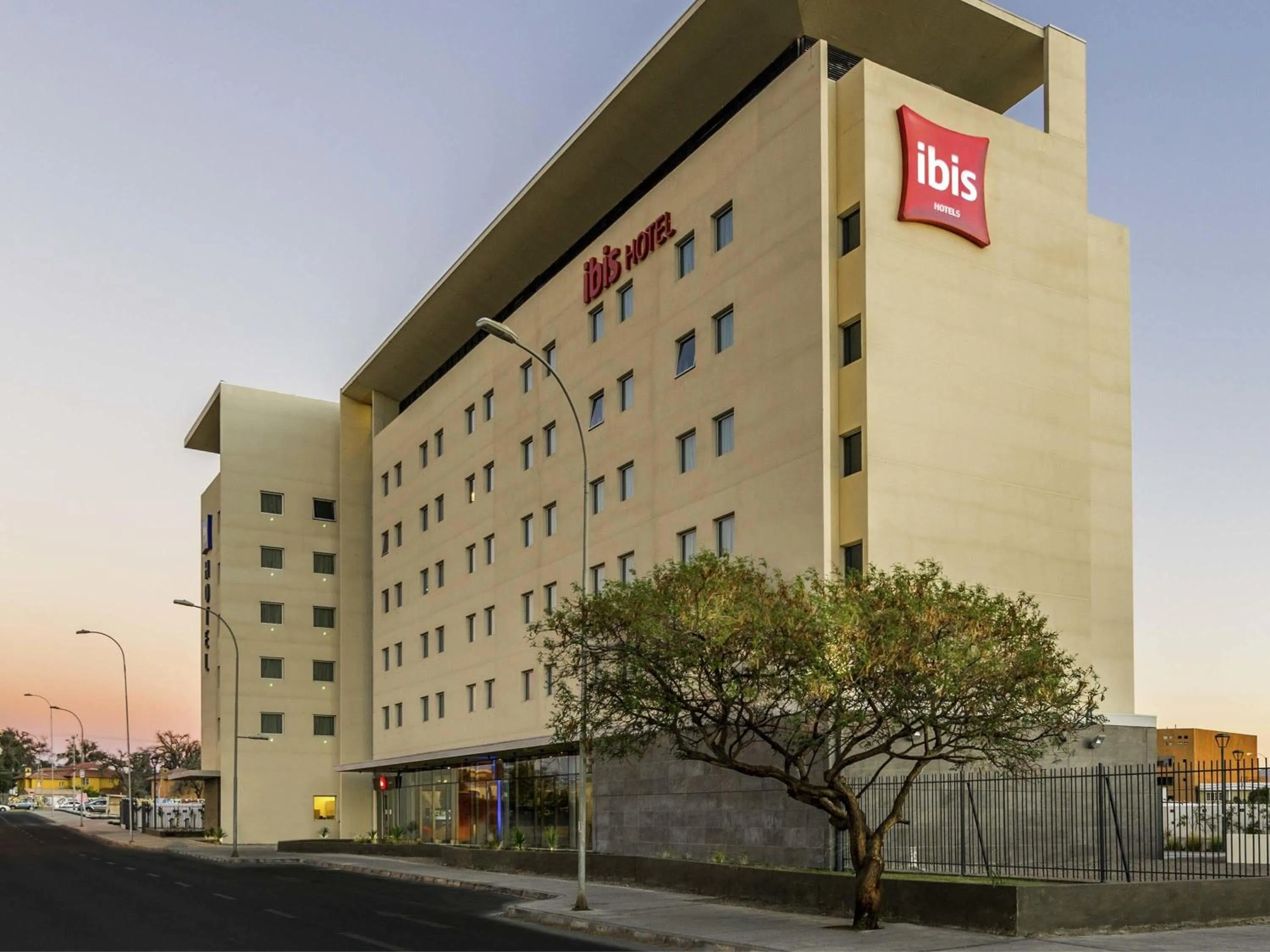 Property building in ibis Calama