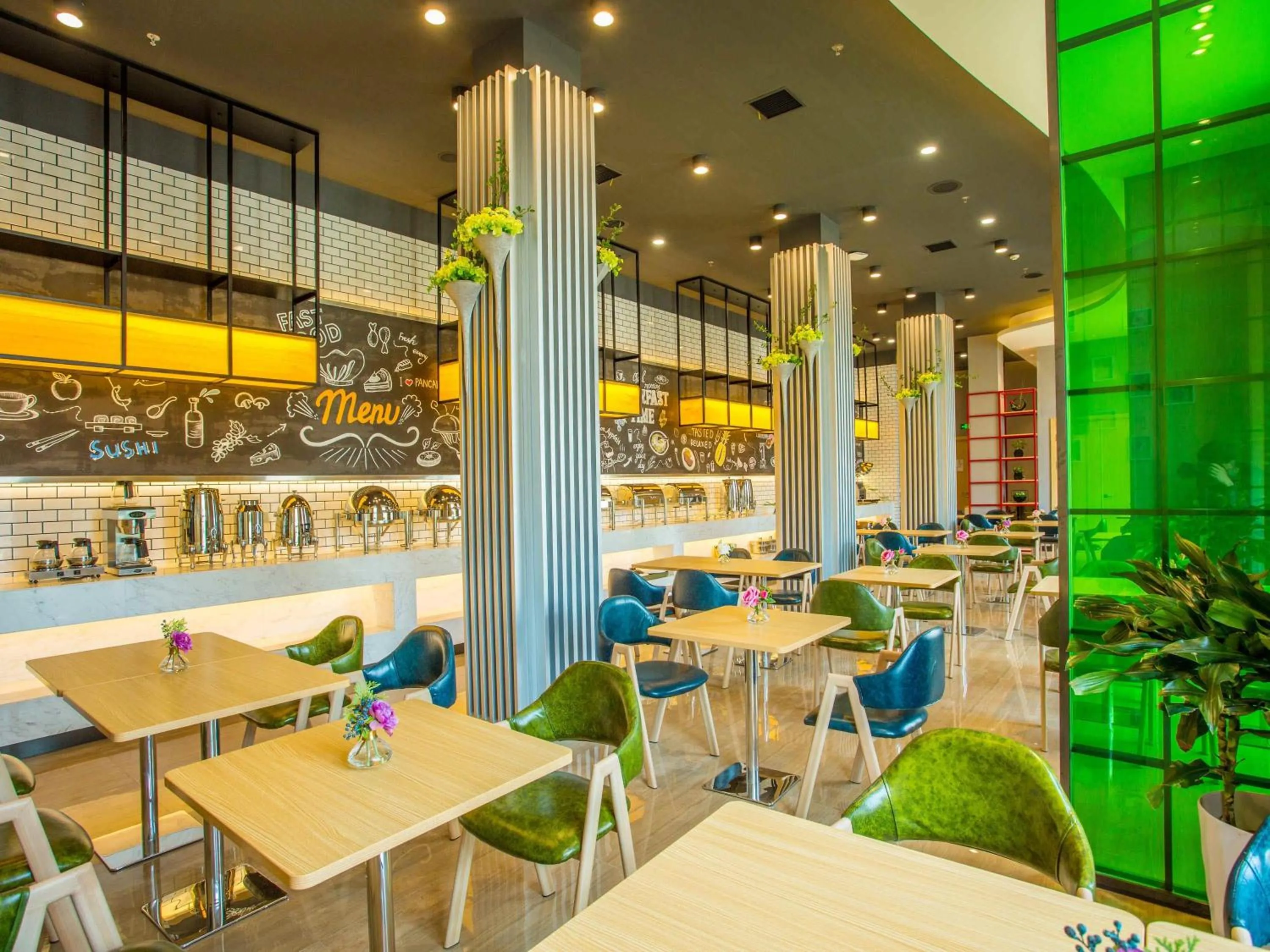 Restaurant/places to eat in ibis Styles Changsha Intl Exhibition Ctr