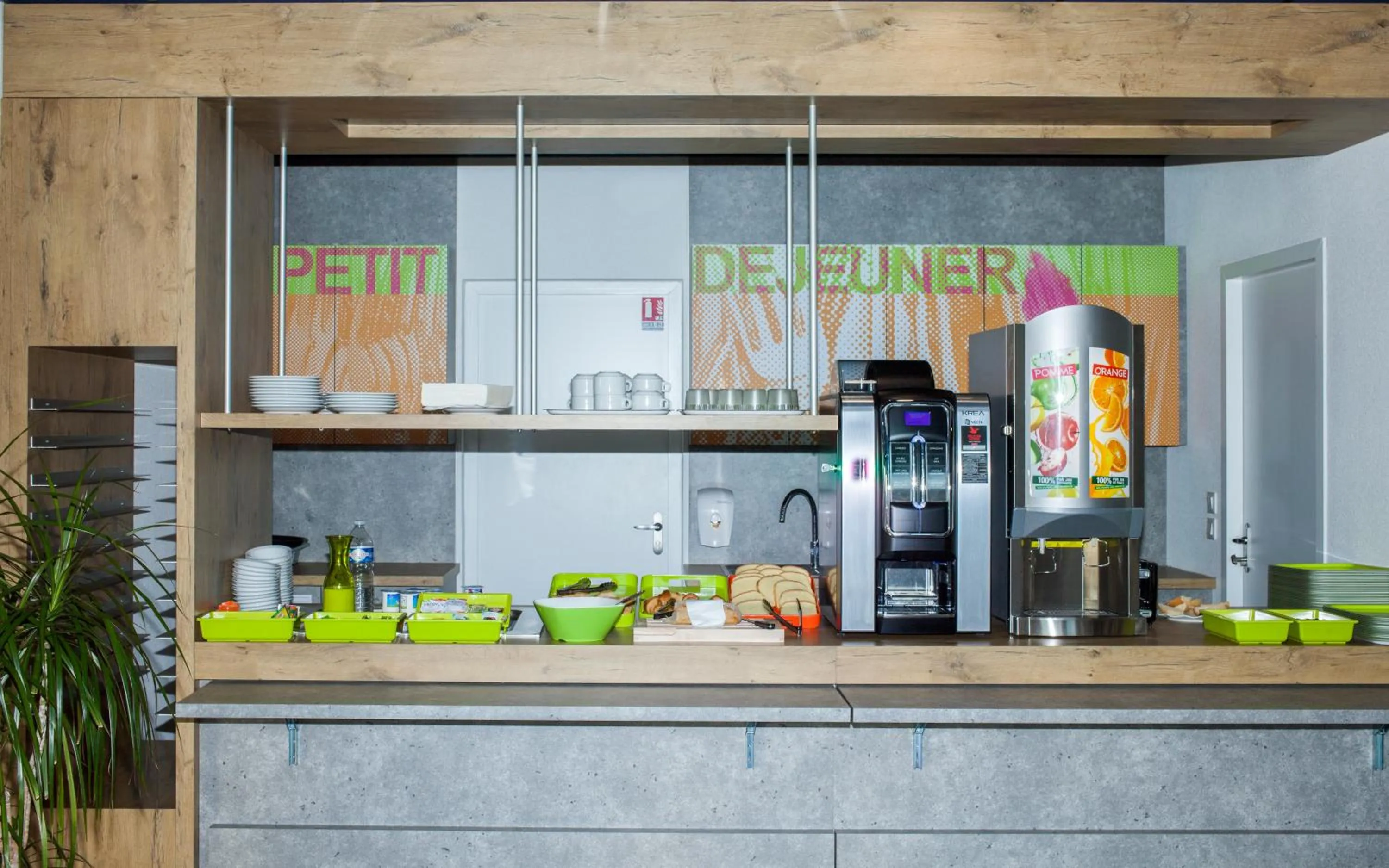 Breakfast in ibis budget Bordeaux Est Lormont