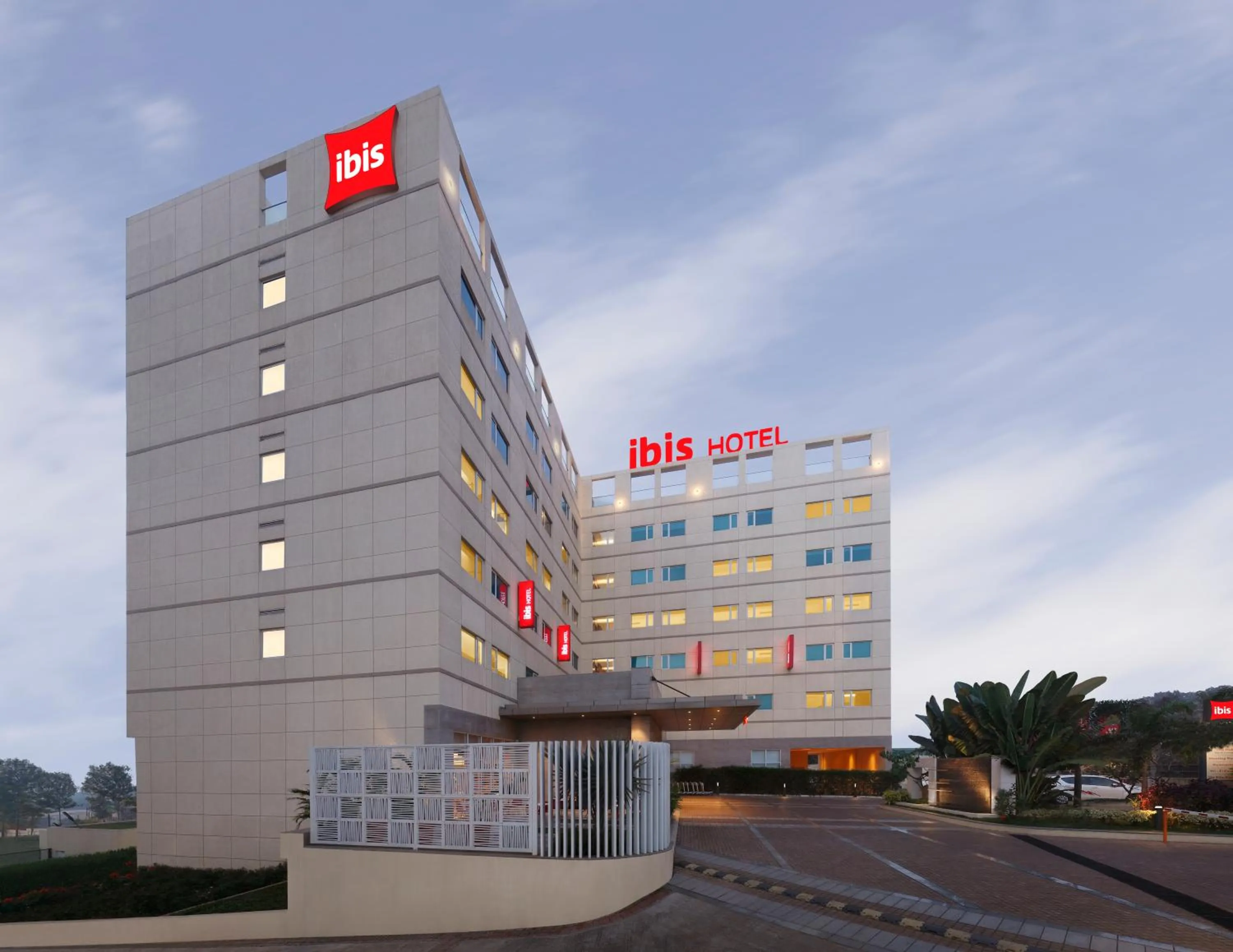 Property building in ibis Pune Hinjewadi - An Accor Brand