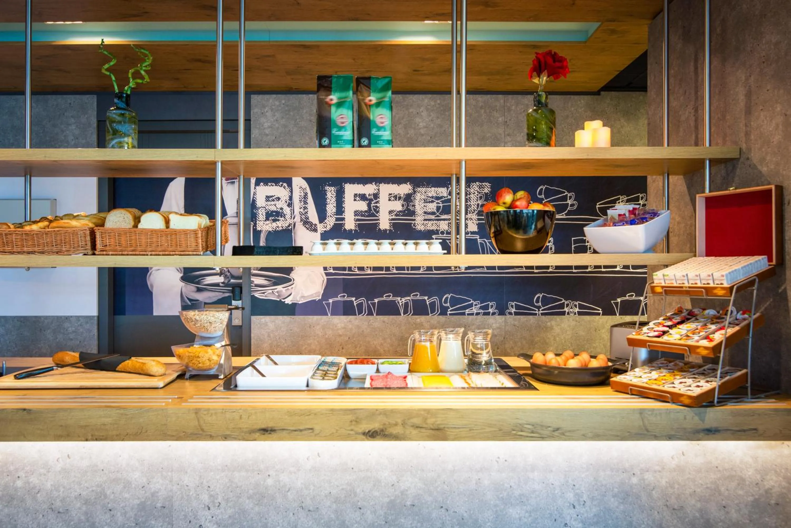 Breakfast in ibis budget Rotterdam The Hague Airport