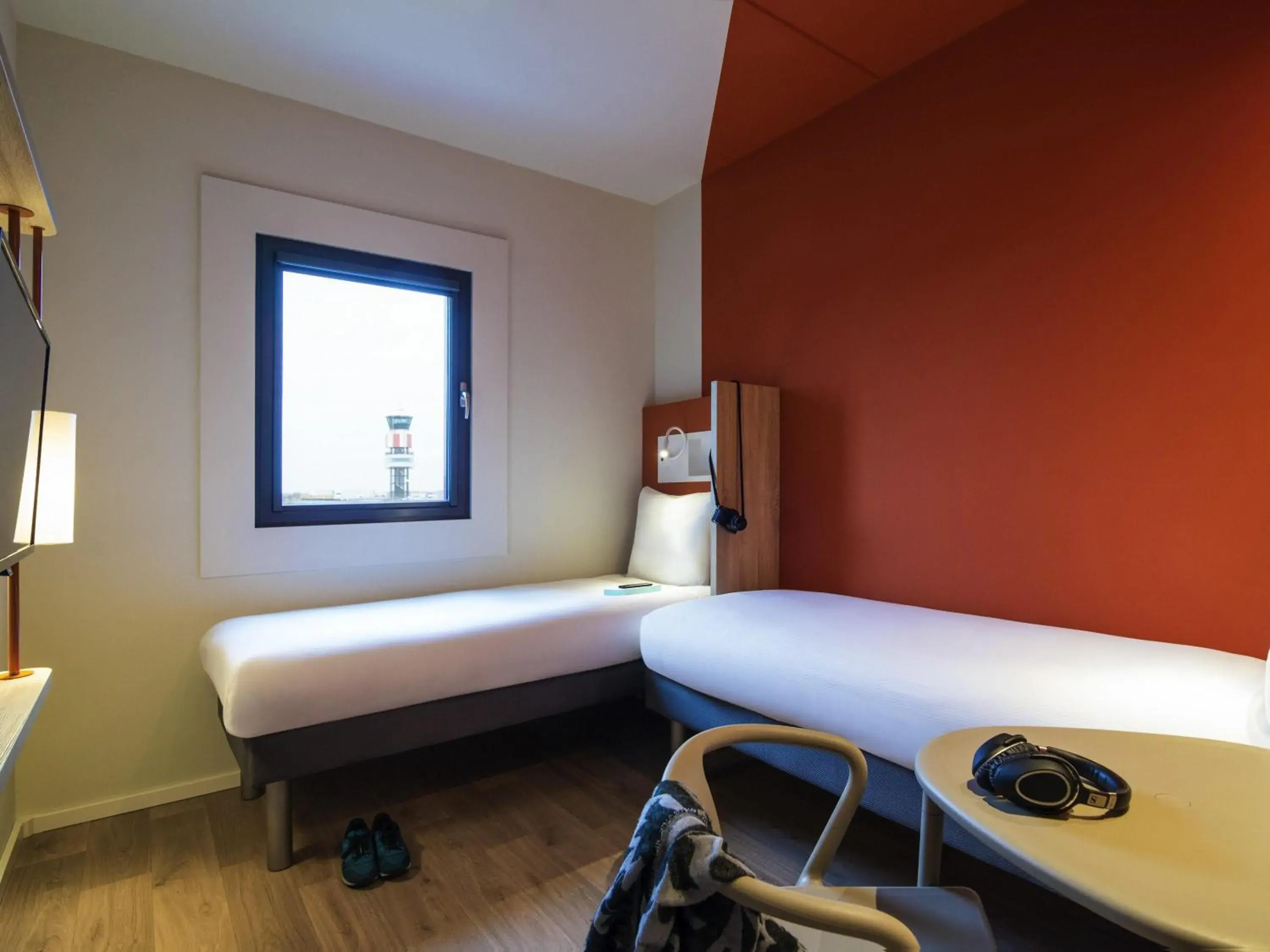 Twin Room in ibis budget Rotterdam The Hague Airport Twin Room in ibis budget Rotterdam The Hague Airport