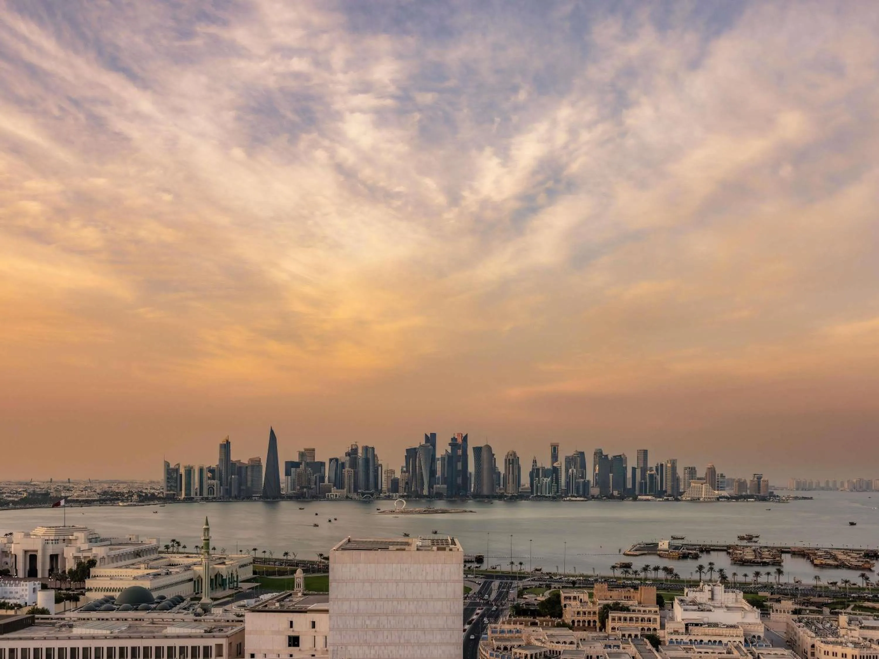 Lounge or bar in Alwadi Hotel Doha - MGallery Collection