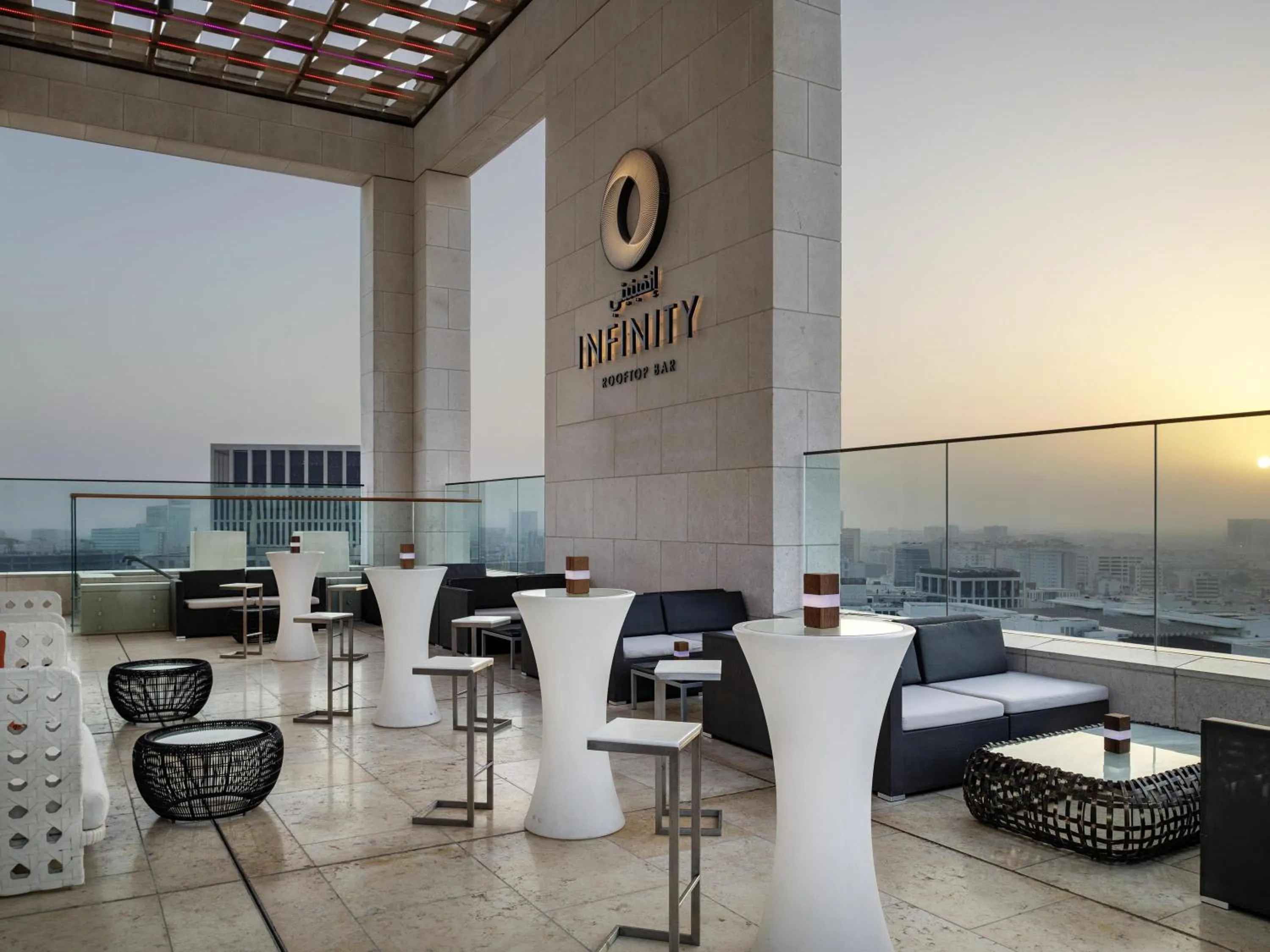 Lounge or bar in Alwadi Hotel Doha - MGallery Collection