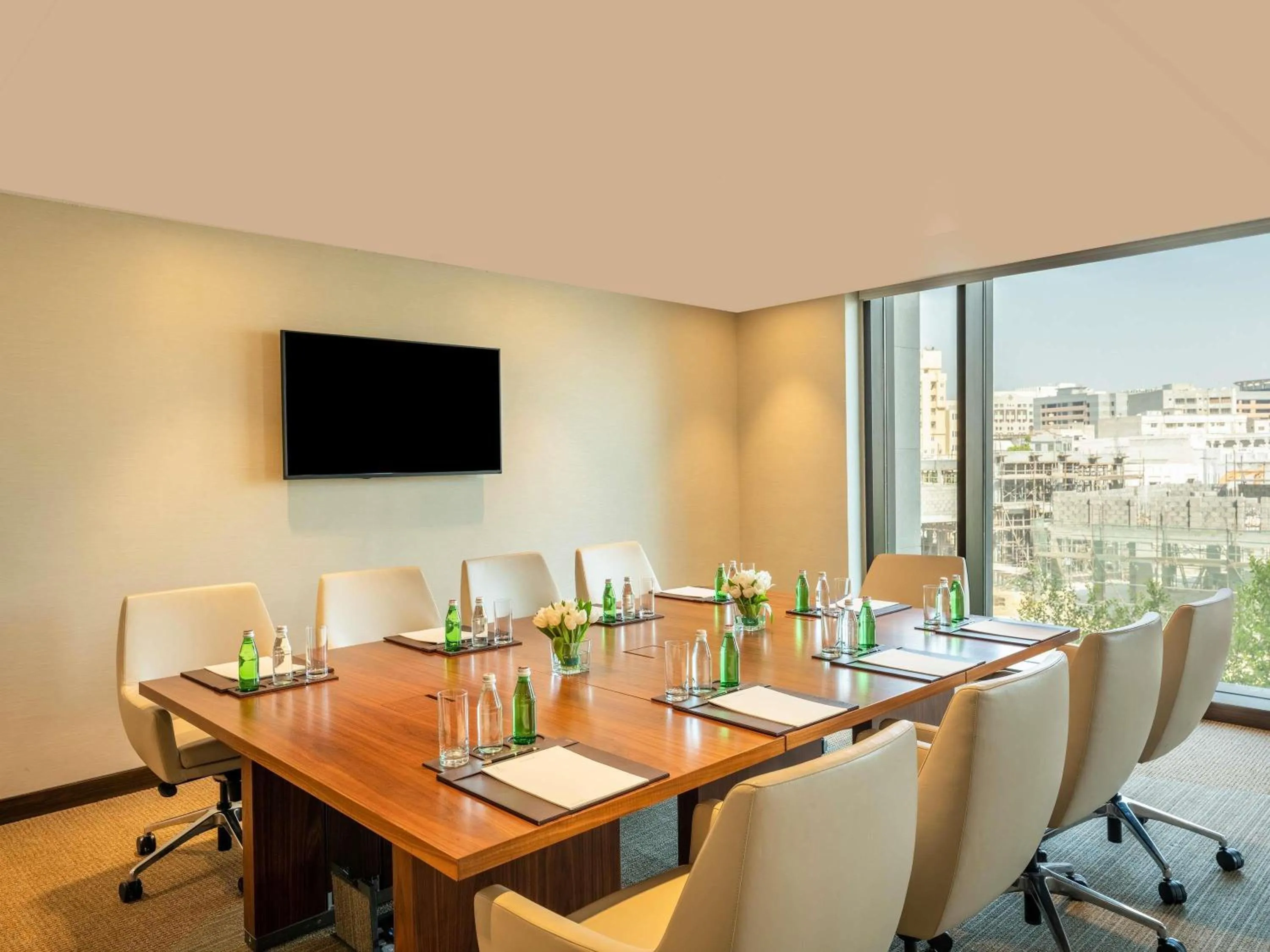 Meeting/conference room in Alwadi Hotel Doha - MGallery Collection