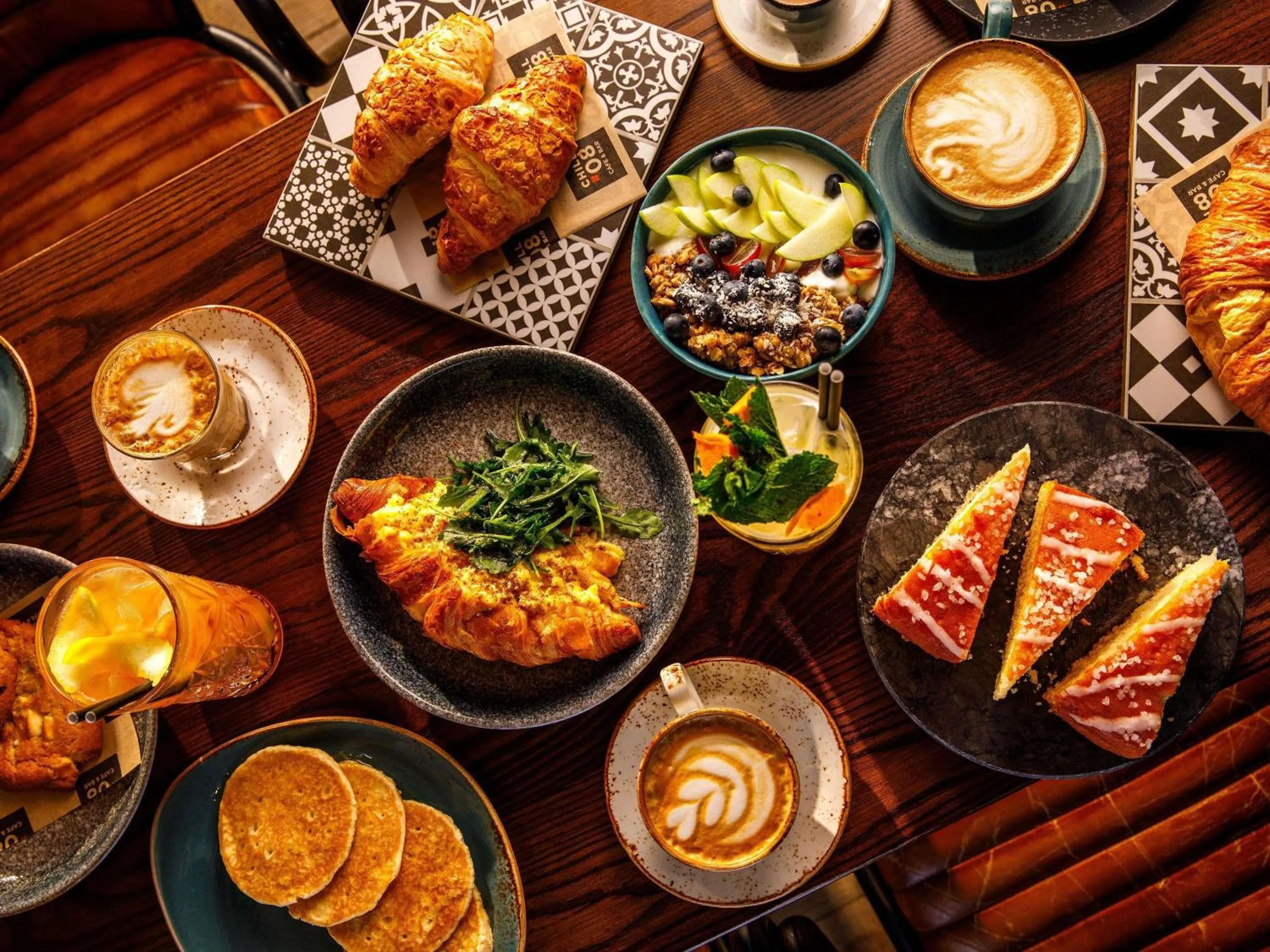 Bedroom in ibis London Canning Town