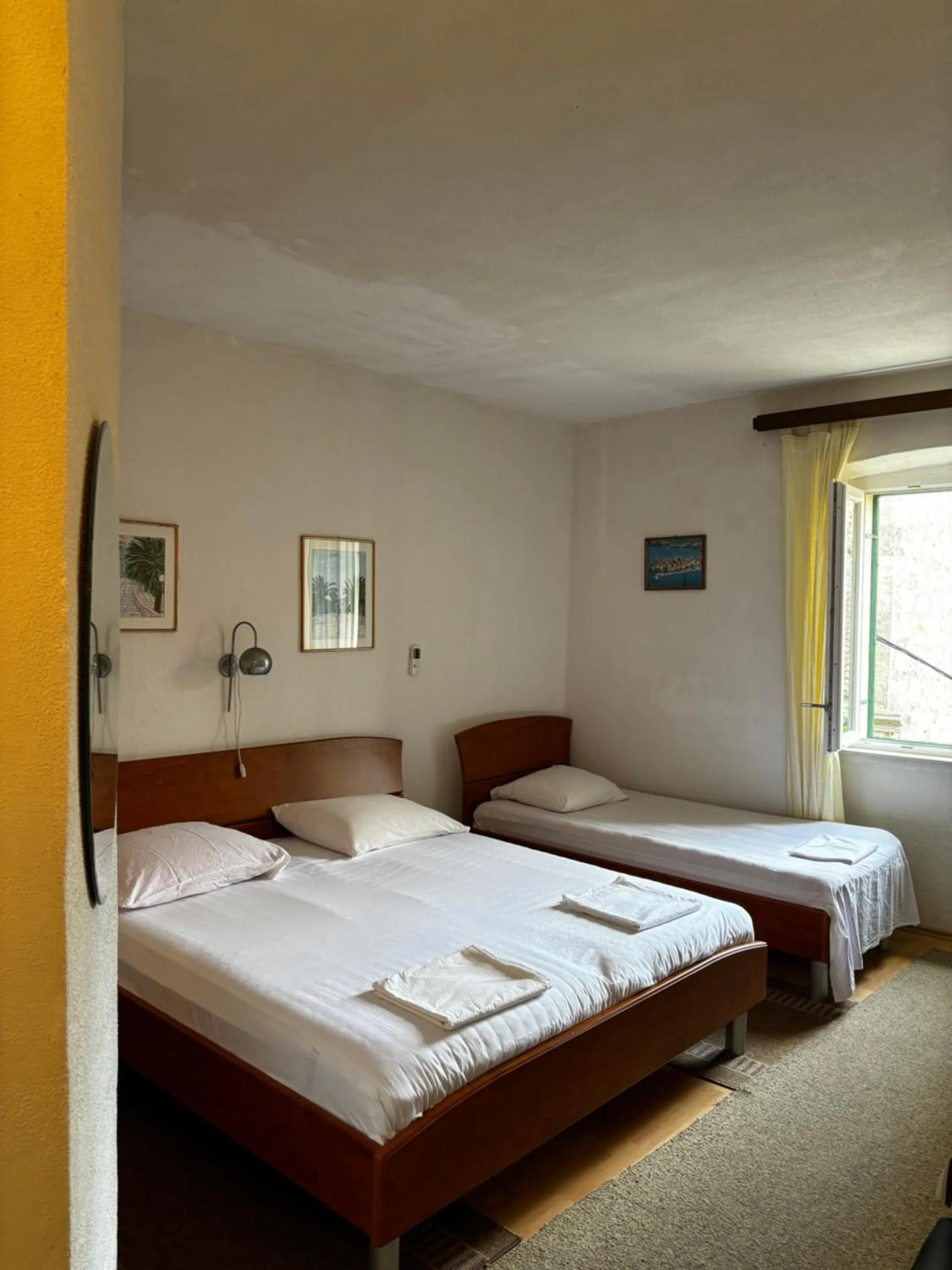 Bed in Accommodation Old Town Vitaic