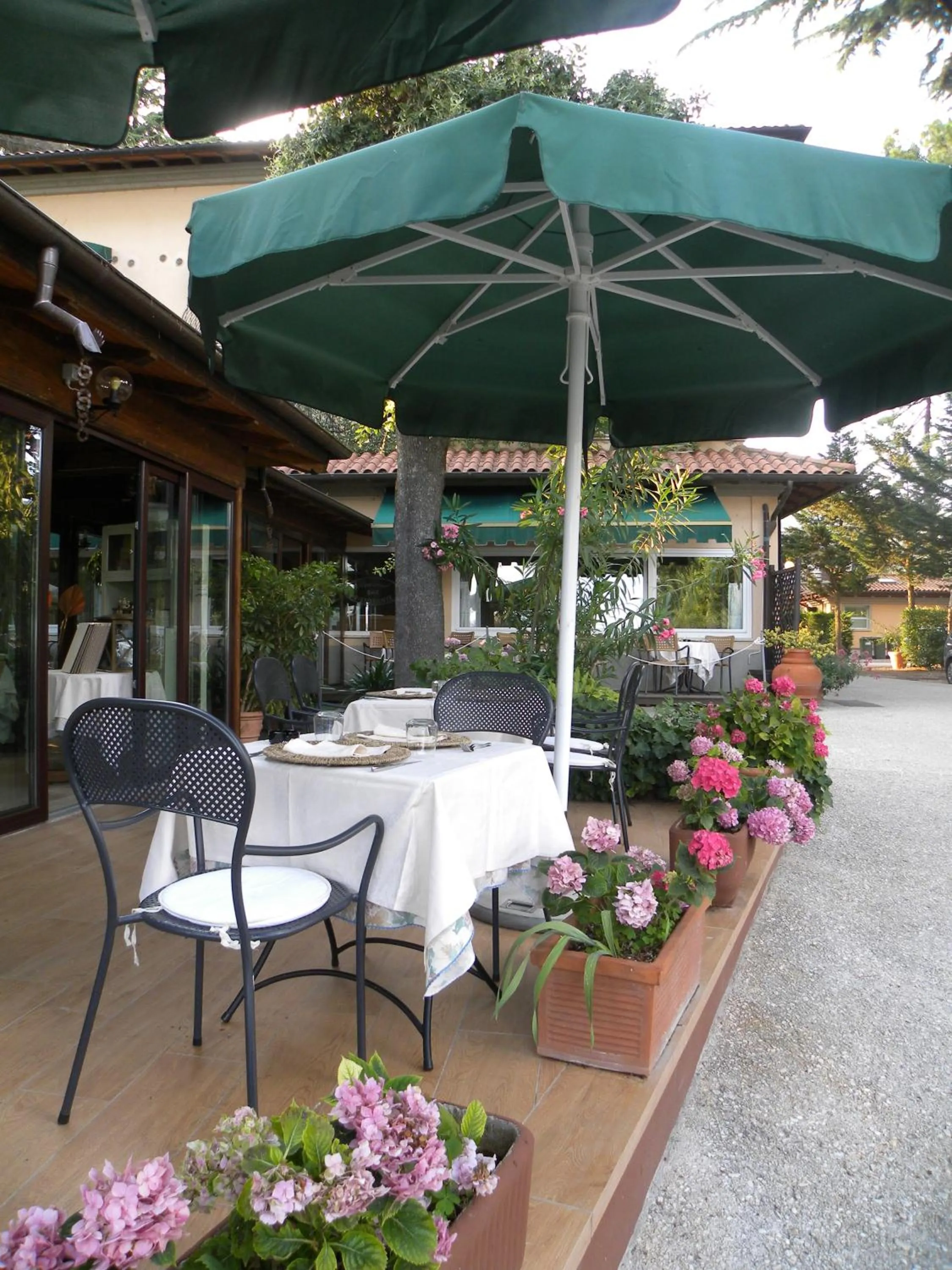 Restaurant/places to eat in Hotel Kursaal