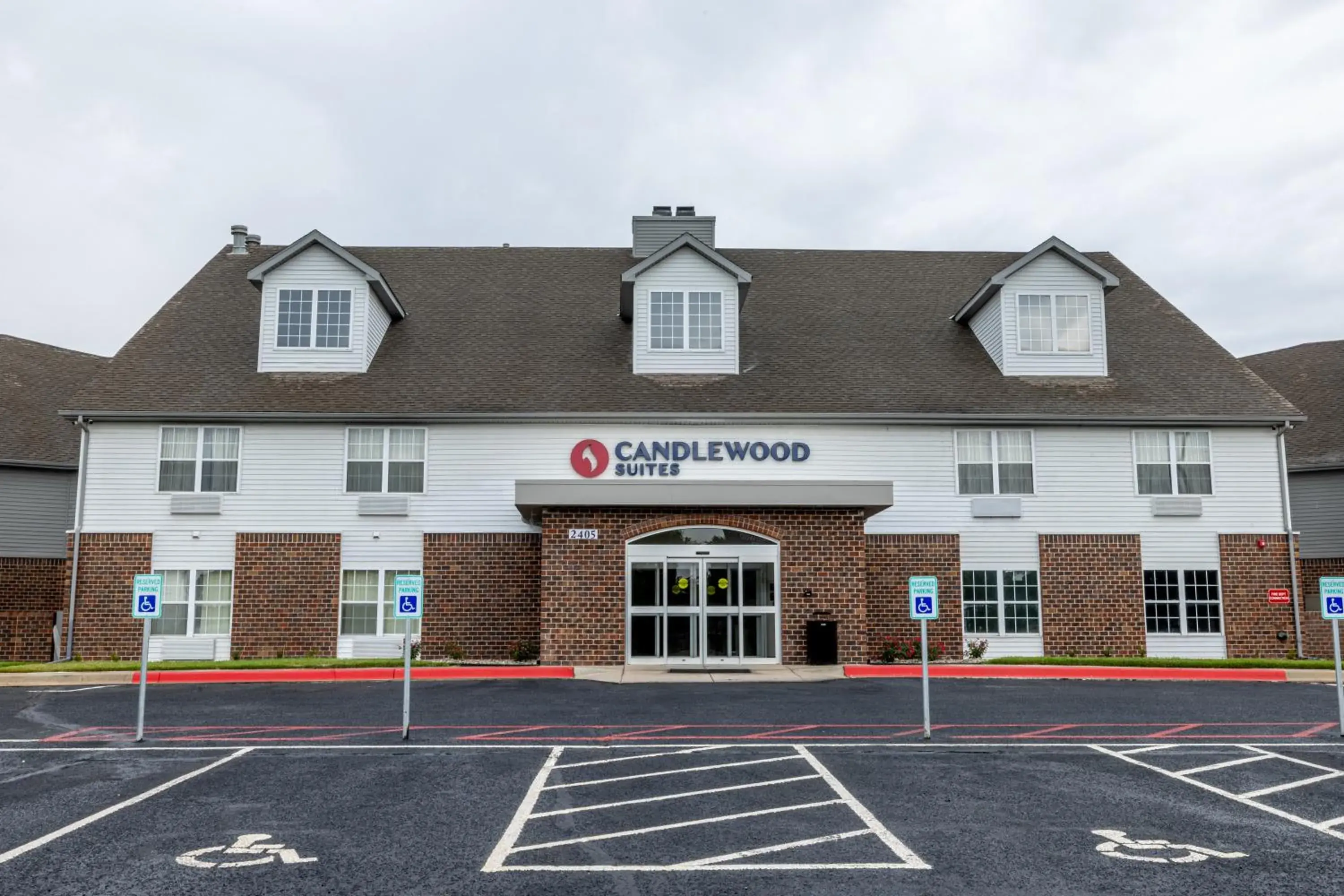 Candlewood Suites Wichita Northwest by IHG Candlewood Suites Wichita Northwest by IHG