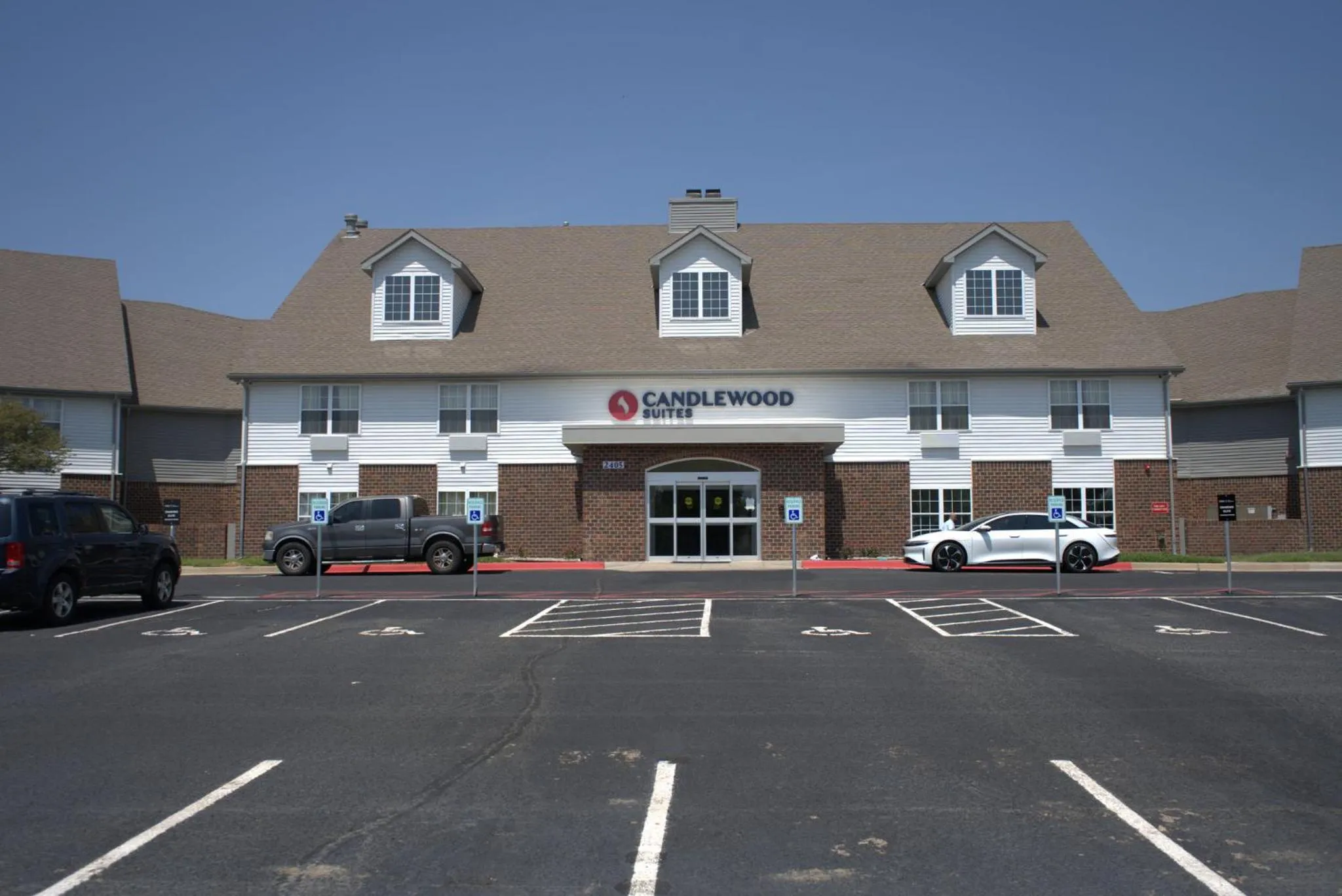 Property building in Candlewood Suites Wichita Northwest by IHG