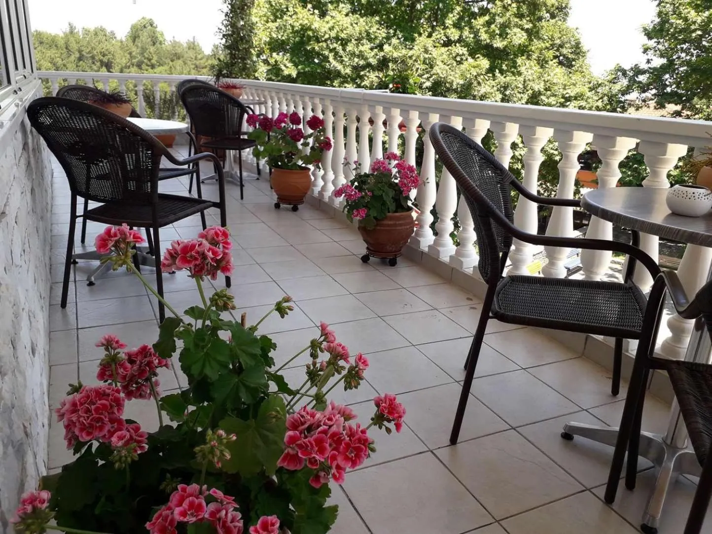 Balcony/Terrace in Olympus View Rooms Sauna & Spa