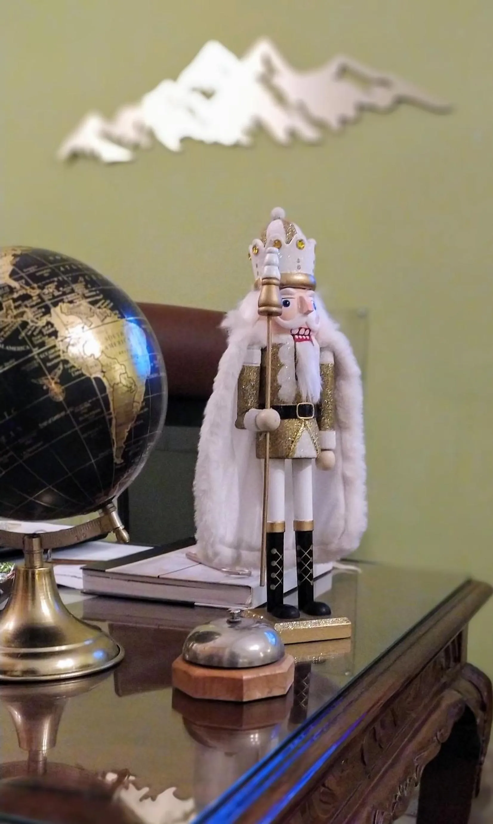 Lobby or reception in Olympus View Rooms Sauna & Spa