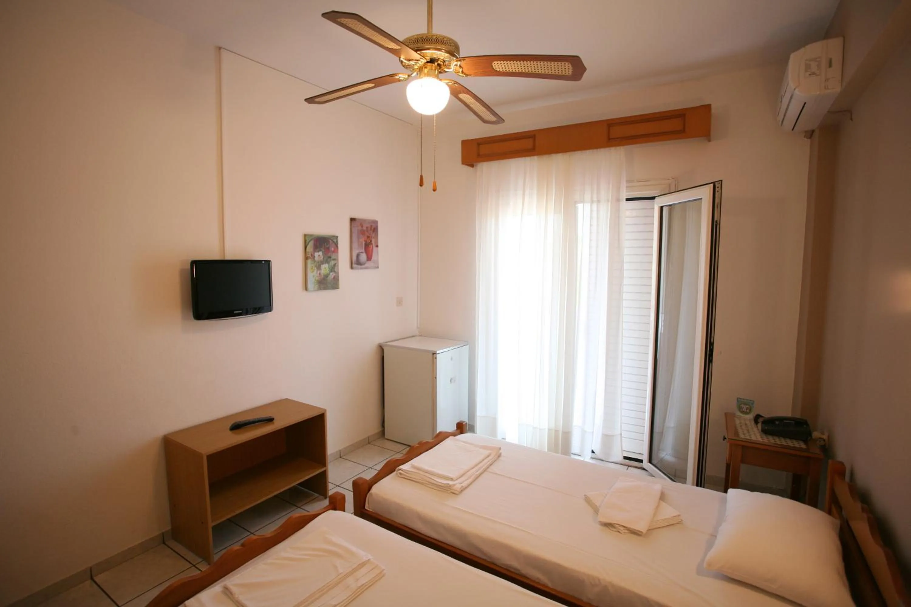 Bedroom, Bed in Olympus View Rooms Sauna & Spa