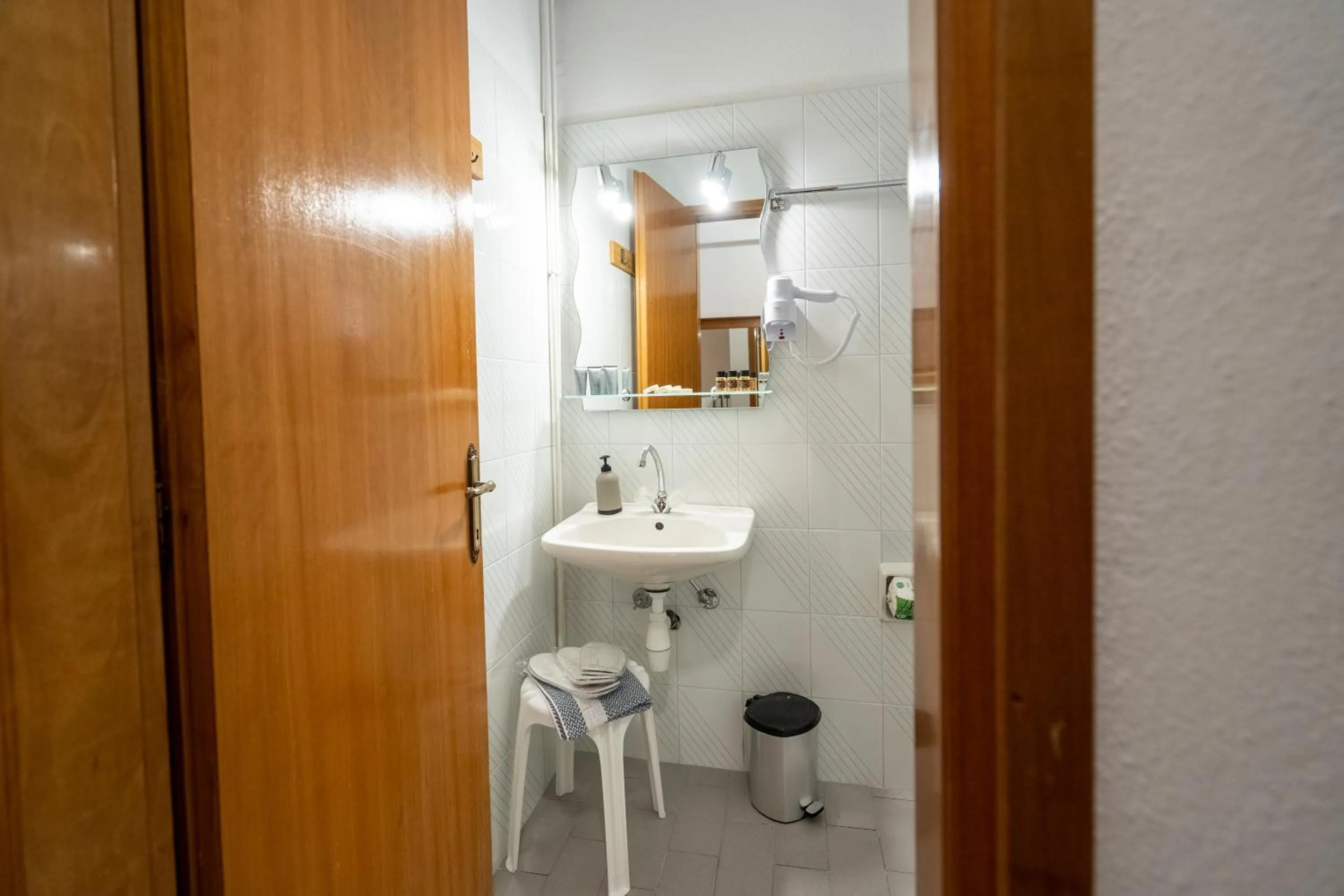 Bathroom in Olympus View Rooms Sauna & Spa