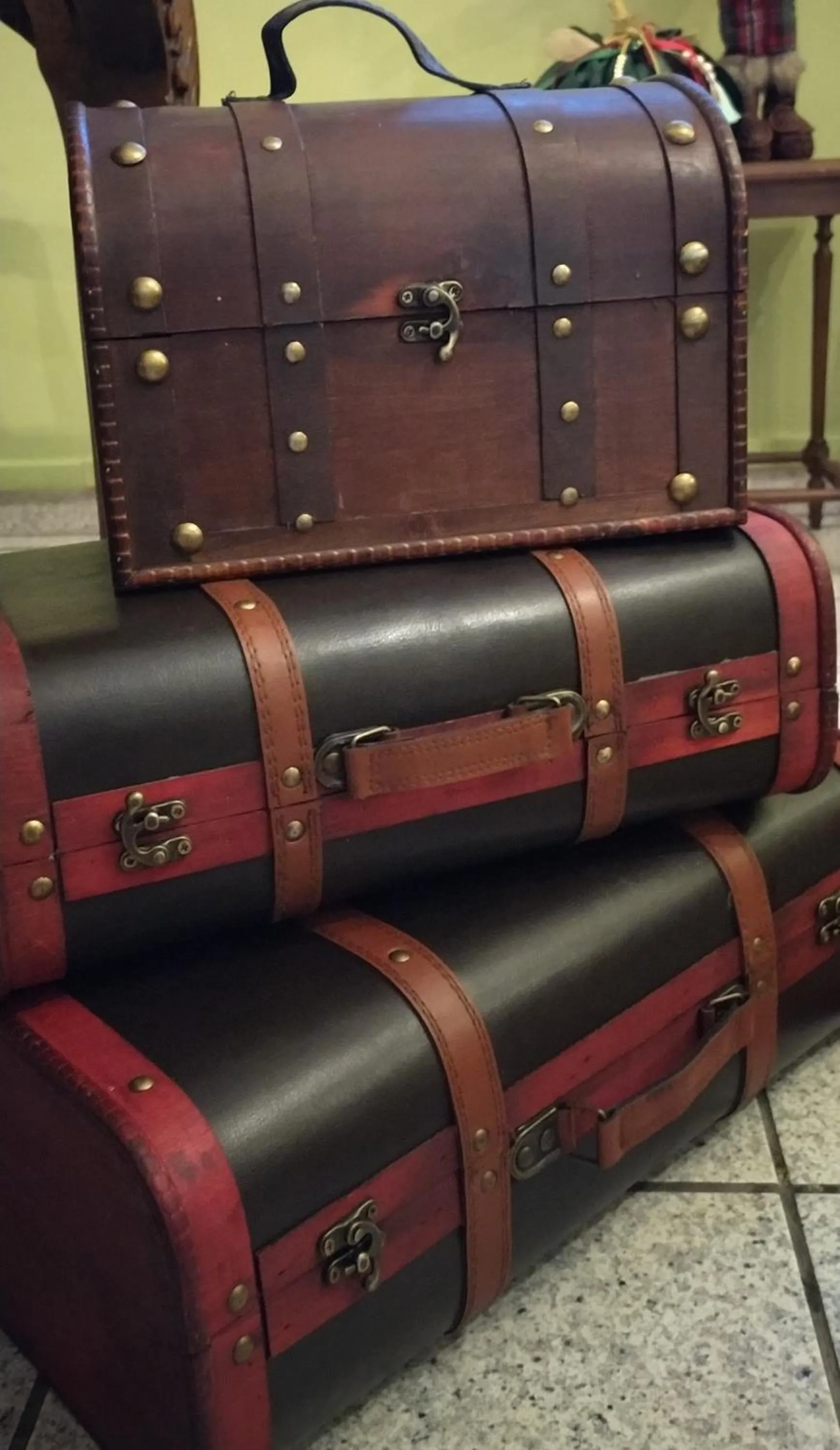 Lobby or reception in Olympus View Rooms Sauna & Spa