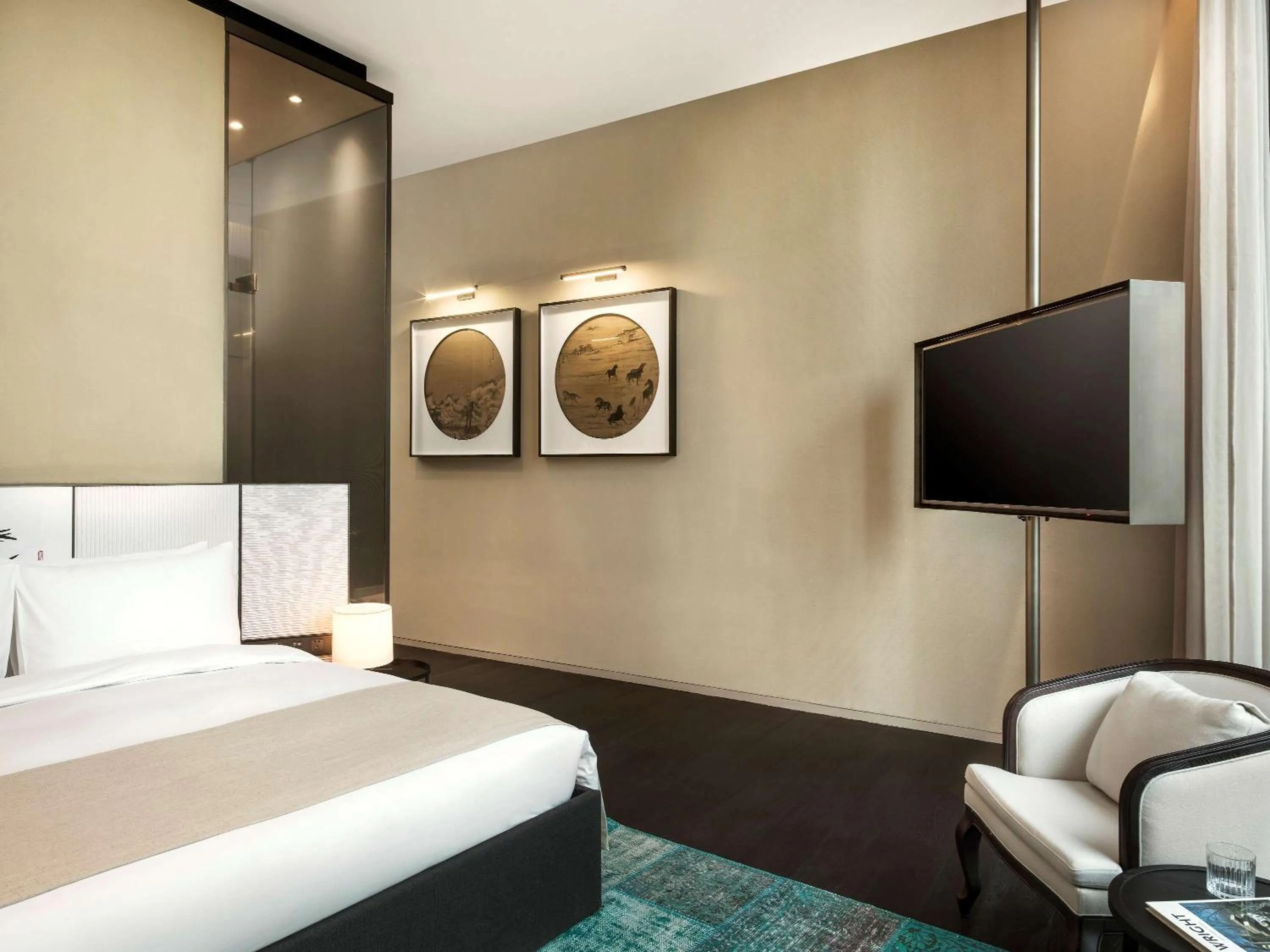 Photo of the whole room, Bed in Upper House Shanghai - Former The Middle House