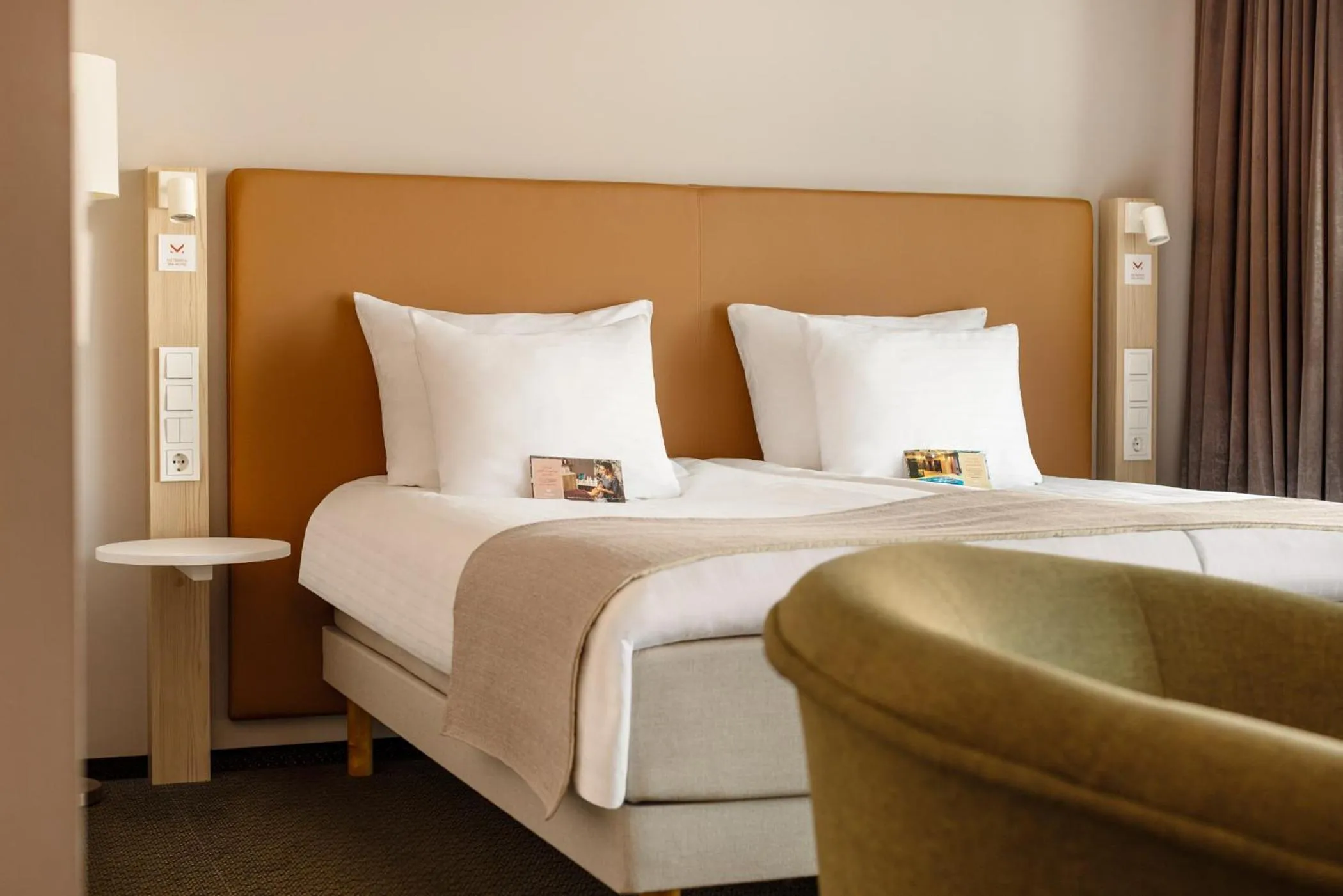 Bed in Metropol Spa Hotel