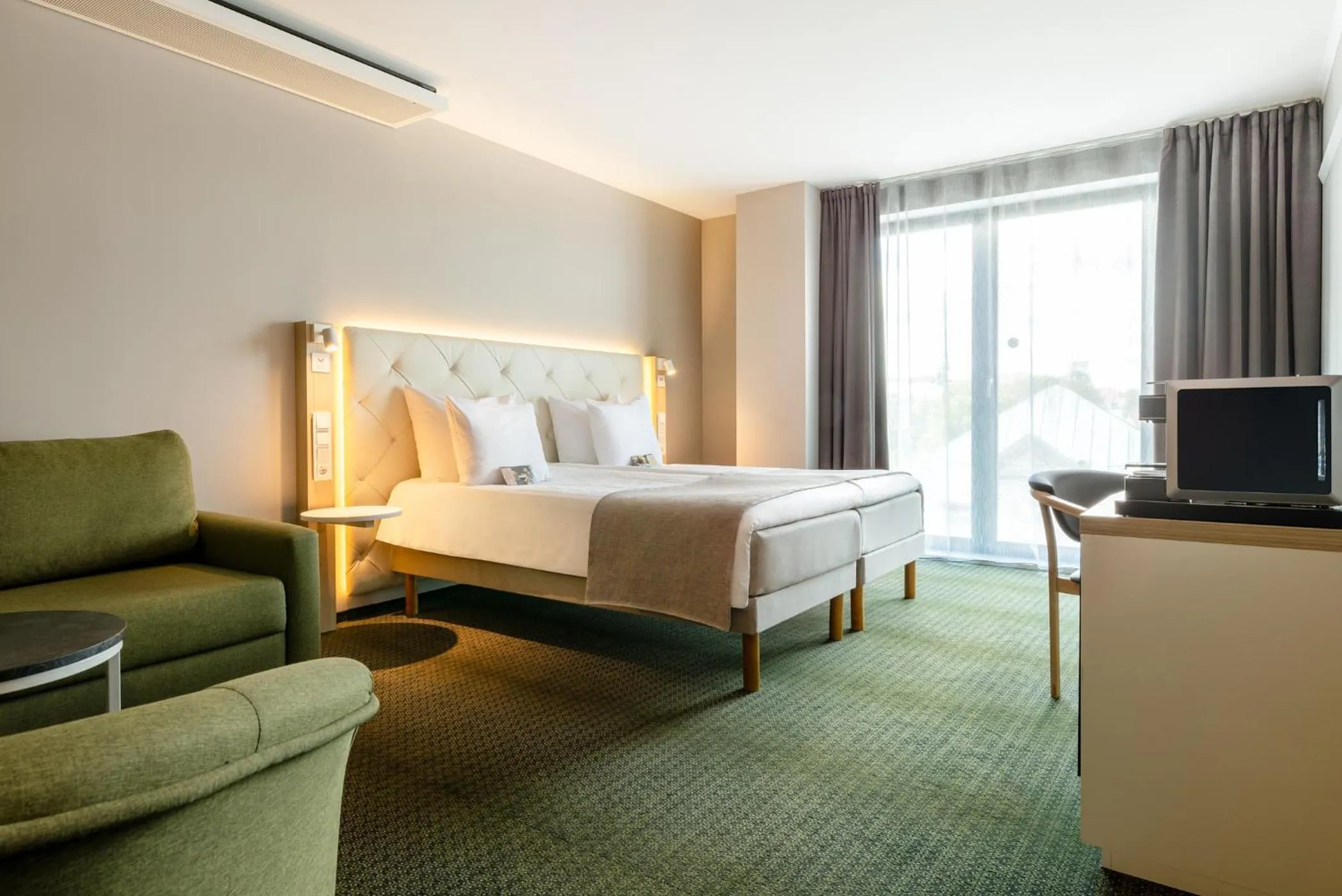 Photo of the whole room, Bed in Metropol Spa Hotel